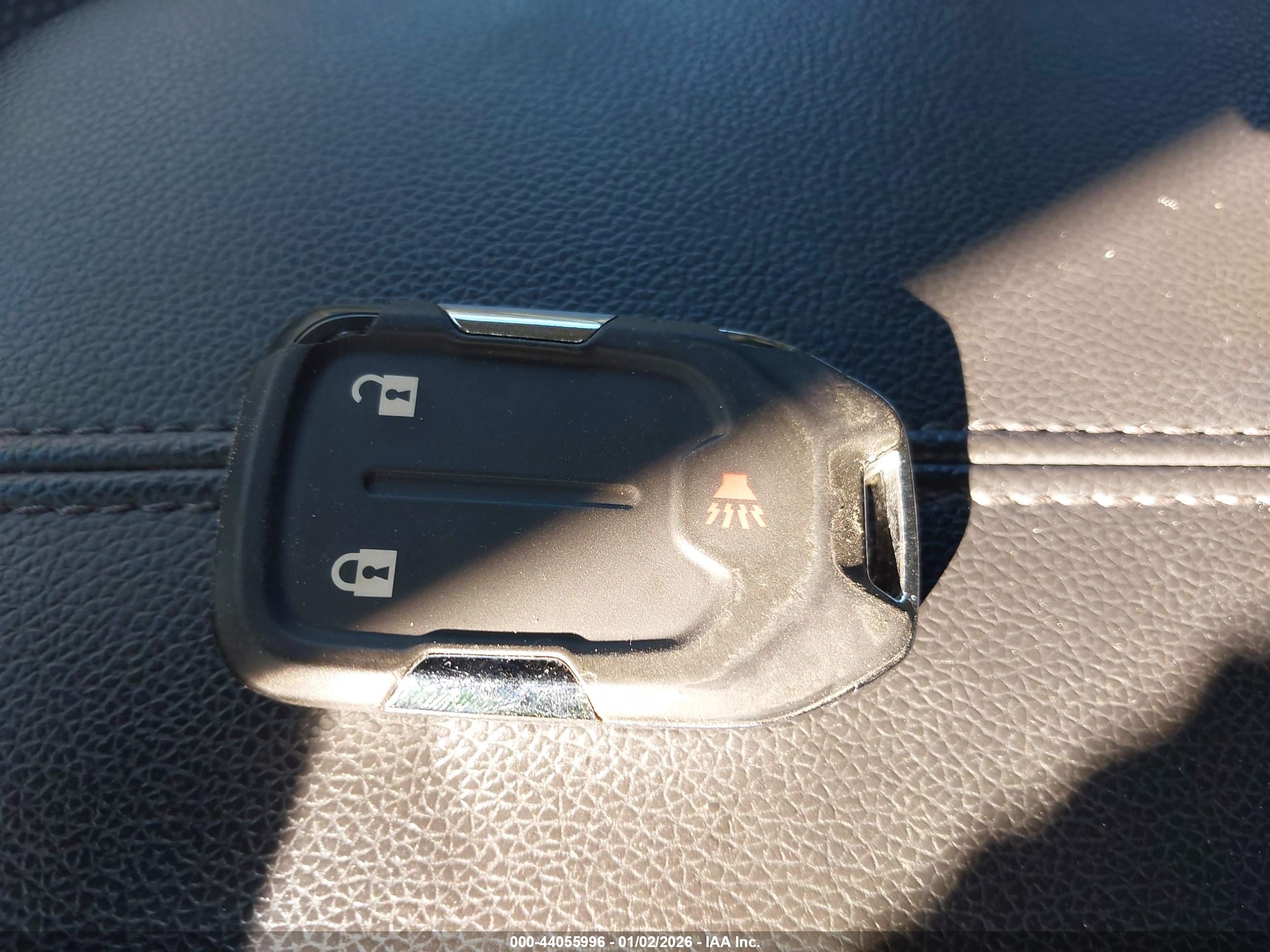 GMC TERRAIN image 11