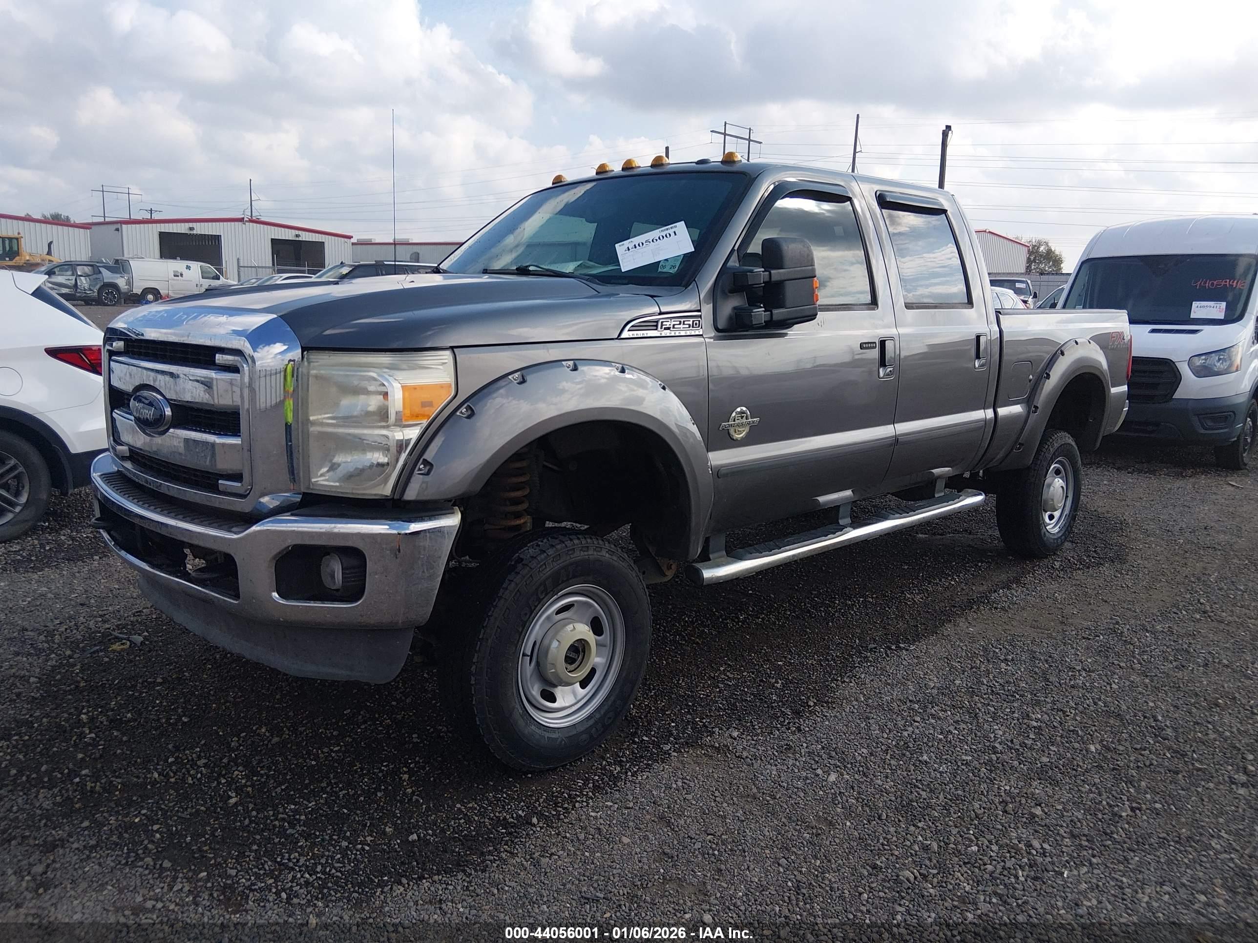FORD F-250 image 2