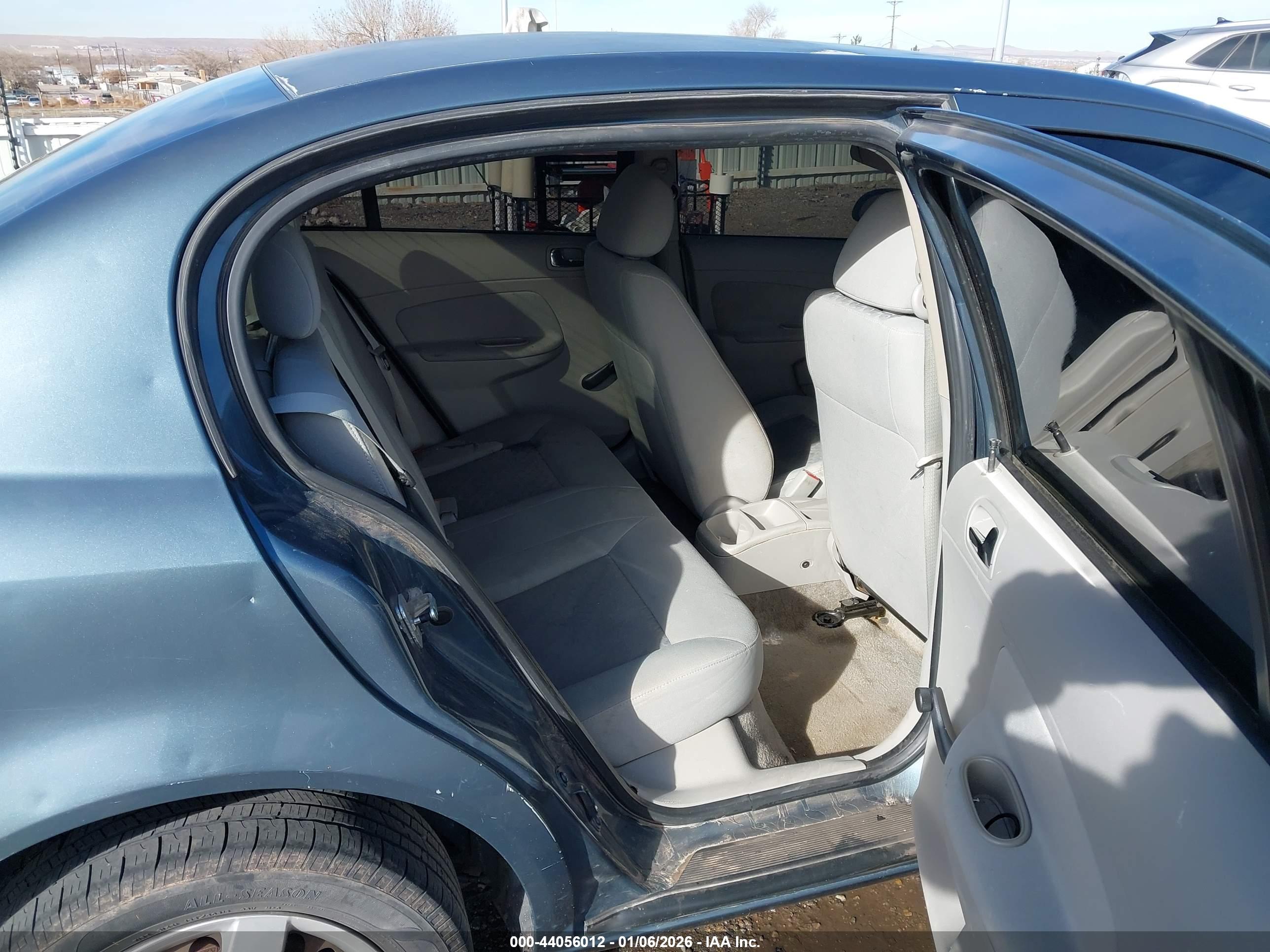 CHEVROLET COBALT image 8
