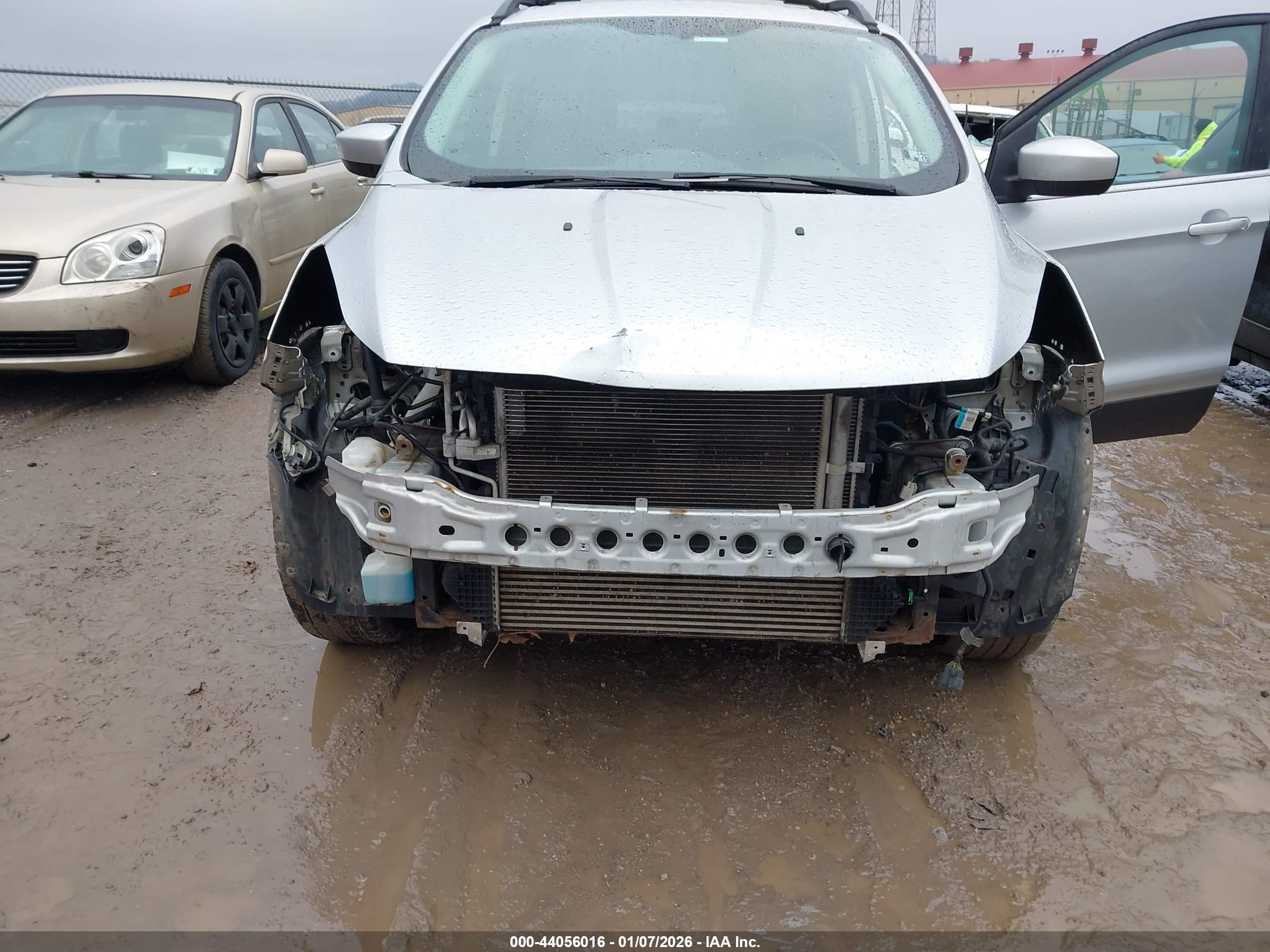 FORD ESCAPE image 6