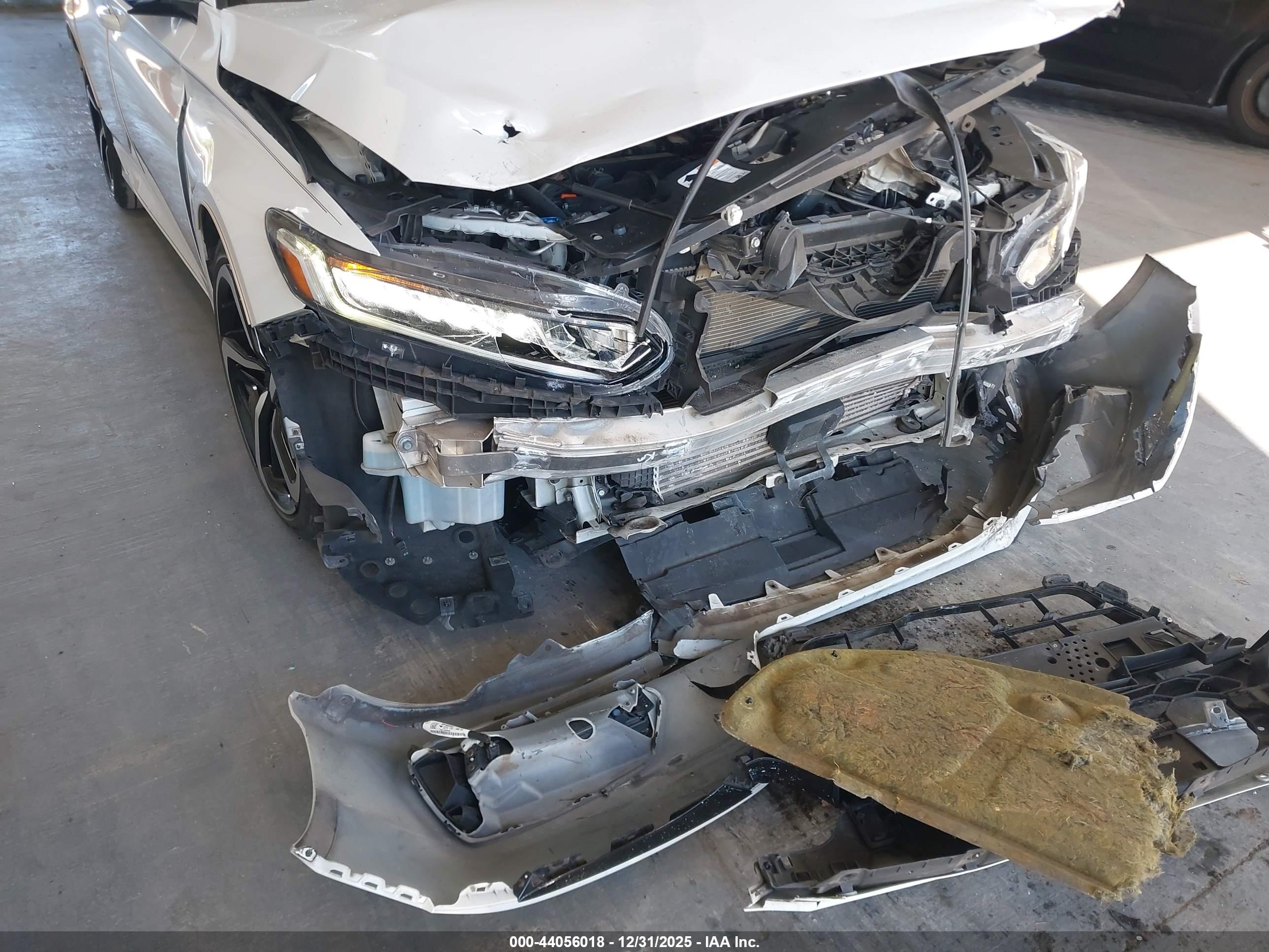 HONDA ACCORD image 6