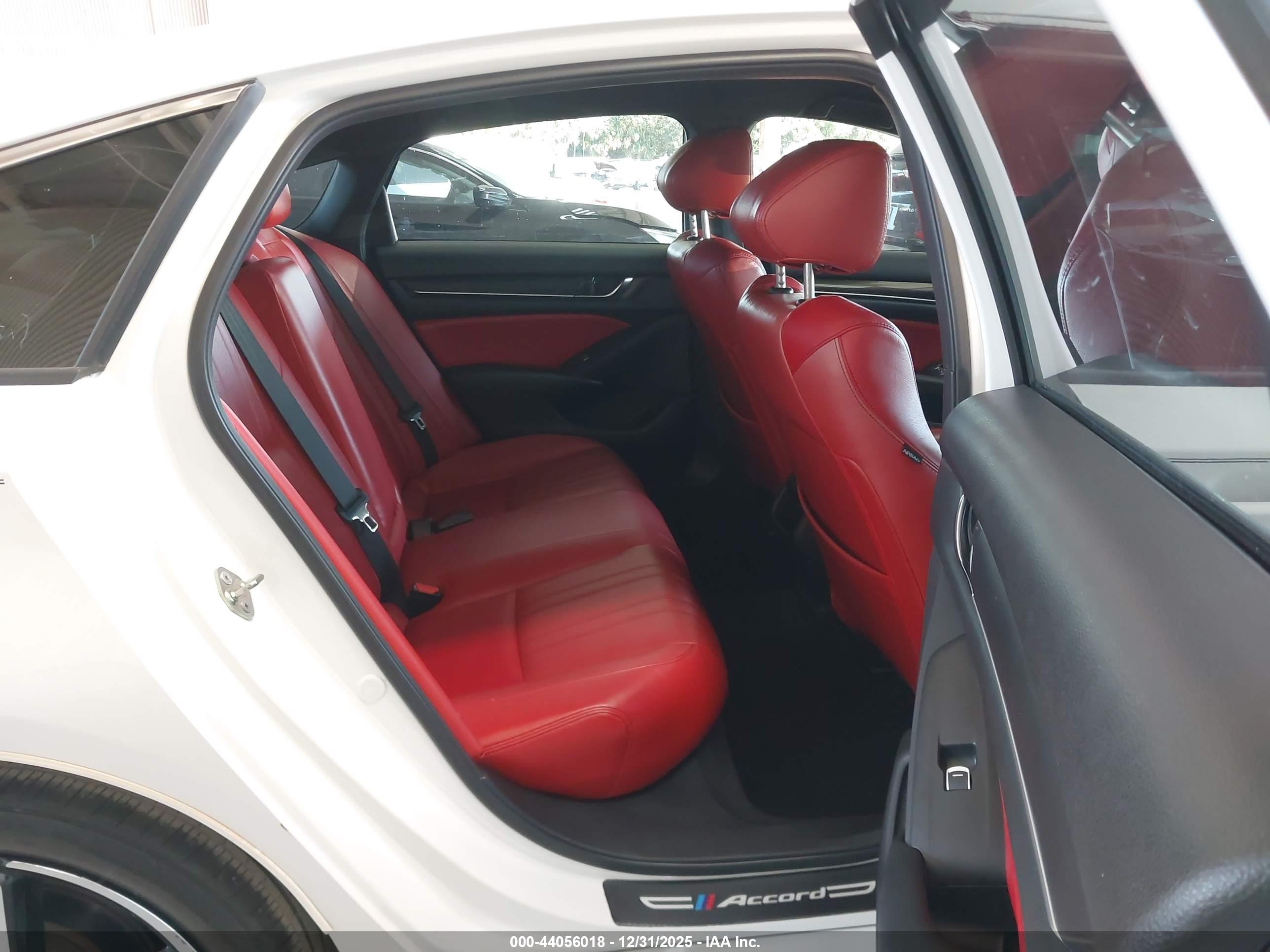 HONDA ACCORD image 8