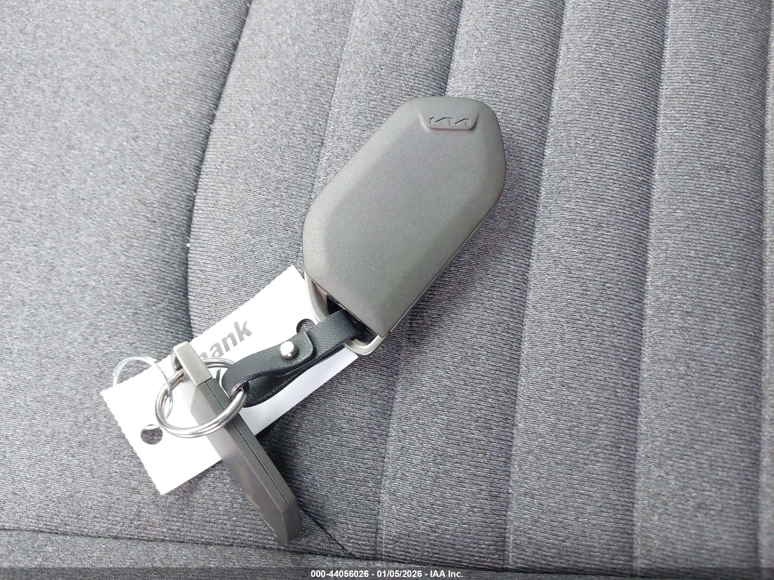 KIA K4 image 11