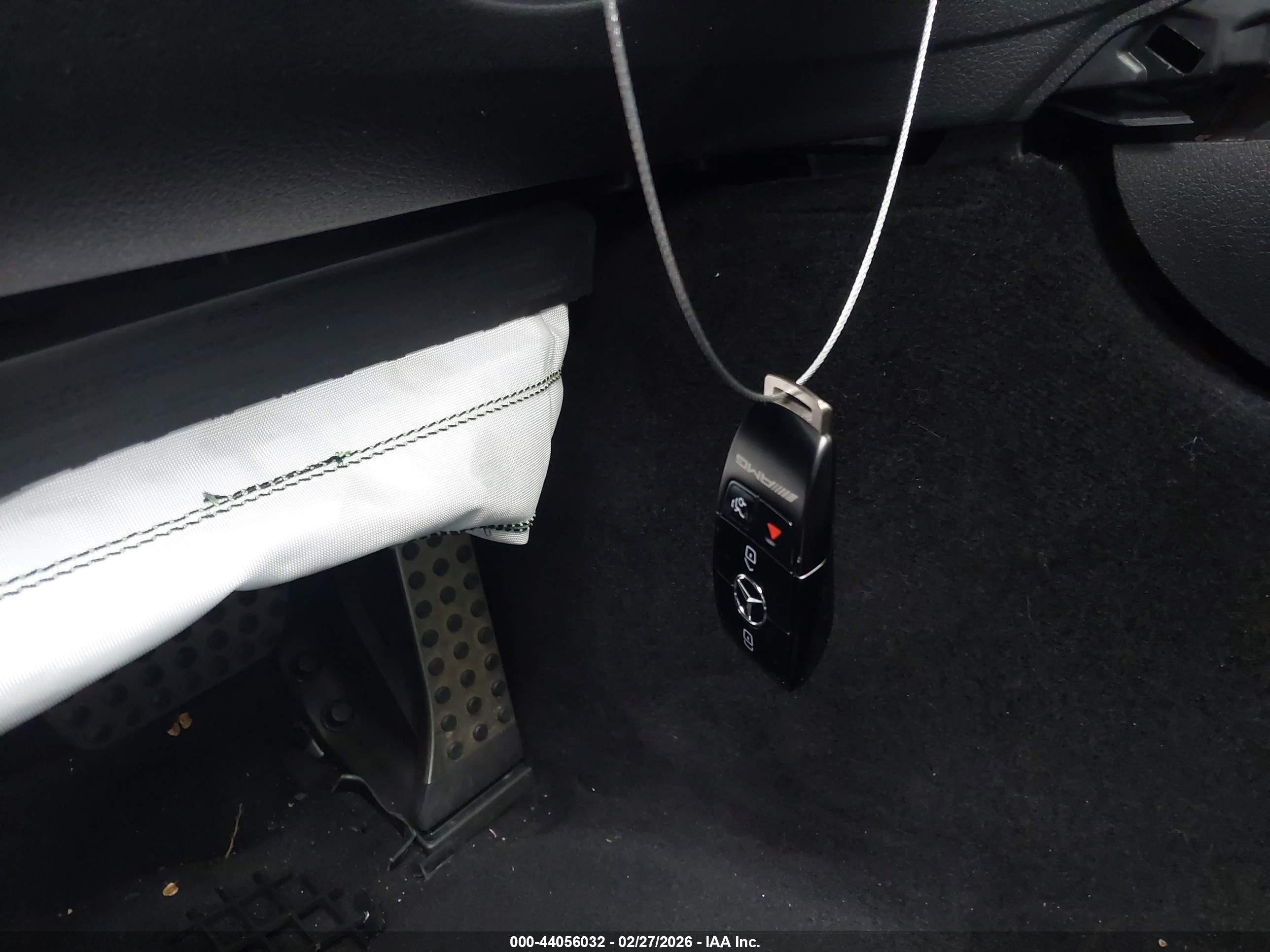MERCEDES-BENZ C image 11