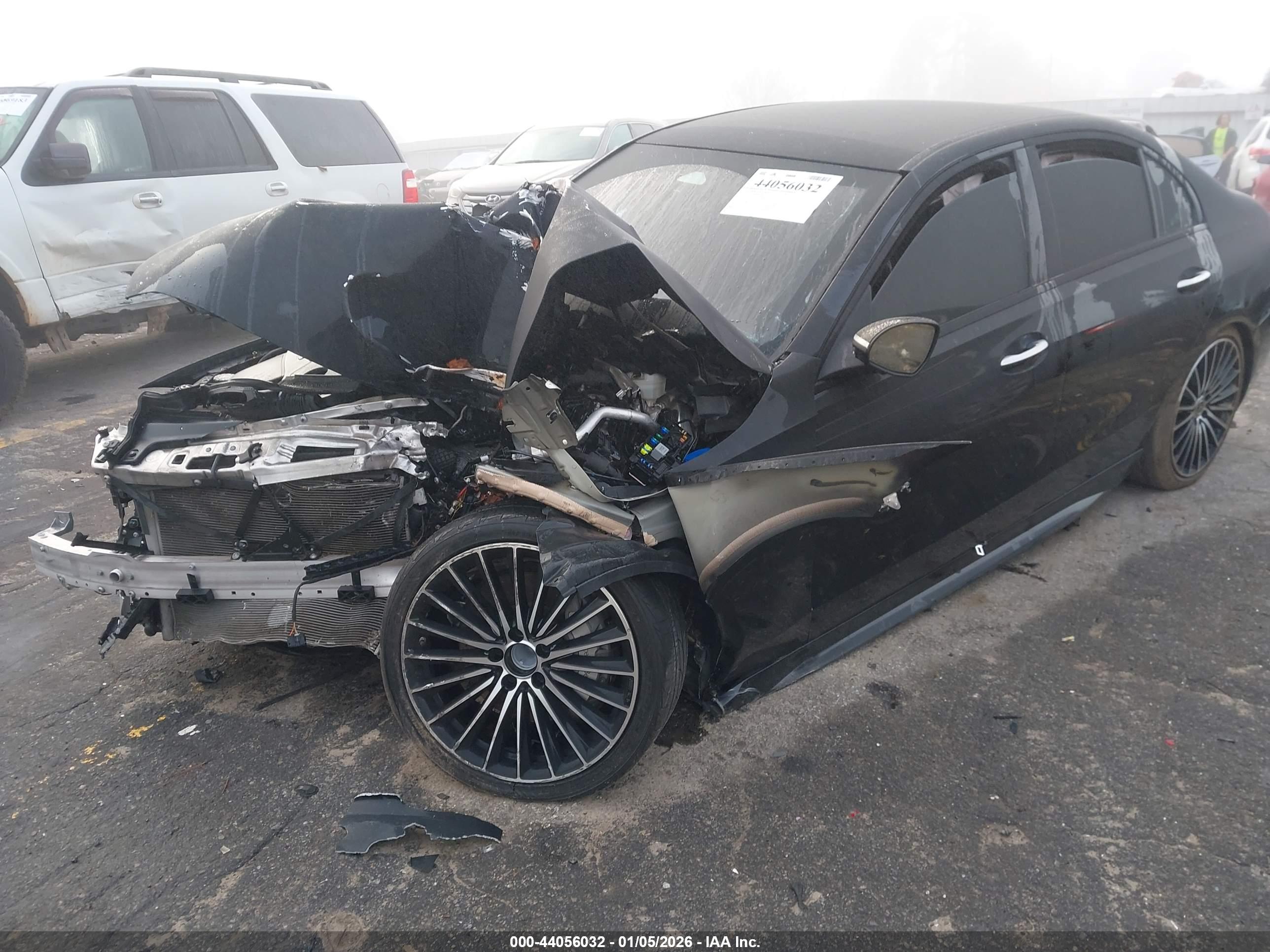 MERCEDES-BENZ C image 2