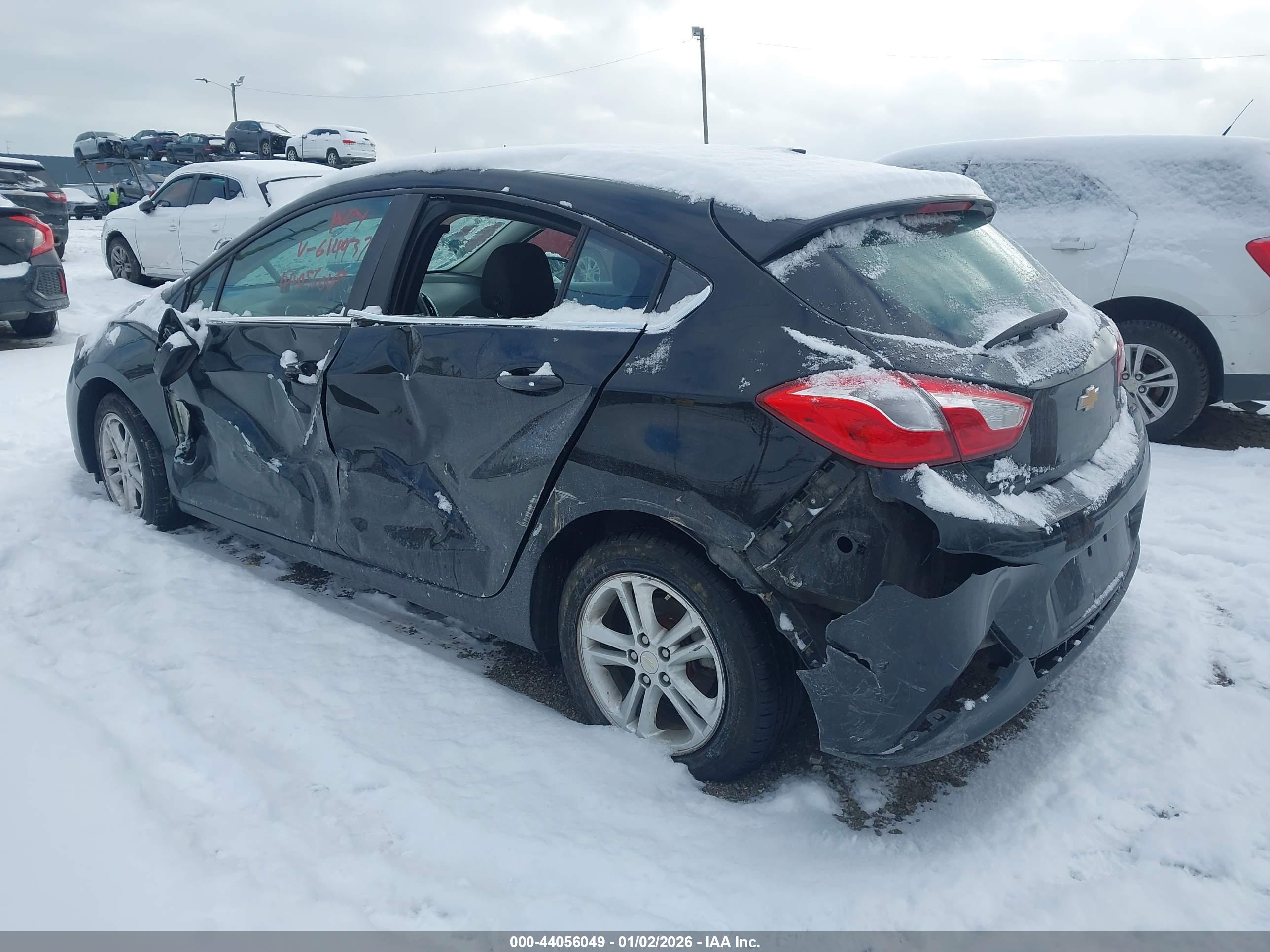 CHEVROLET CRUZE image 3