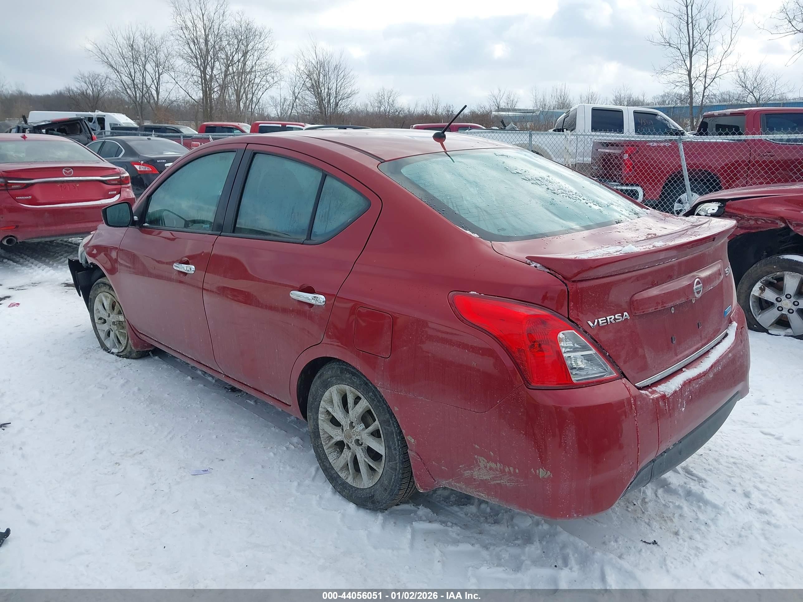 NISSAN VERSA image 3