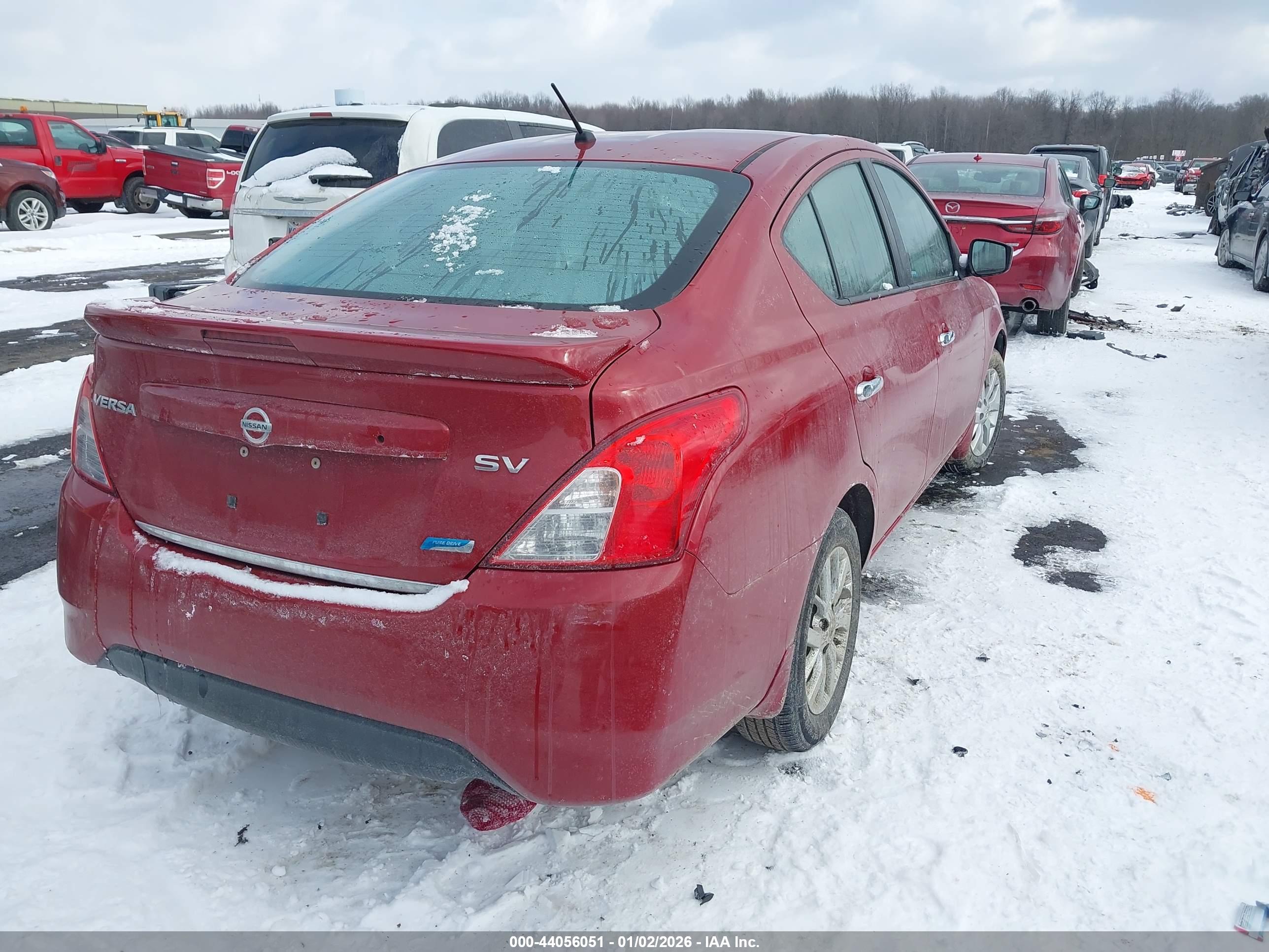 NISSAN VERSA image 4