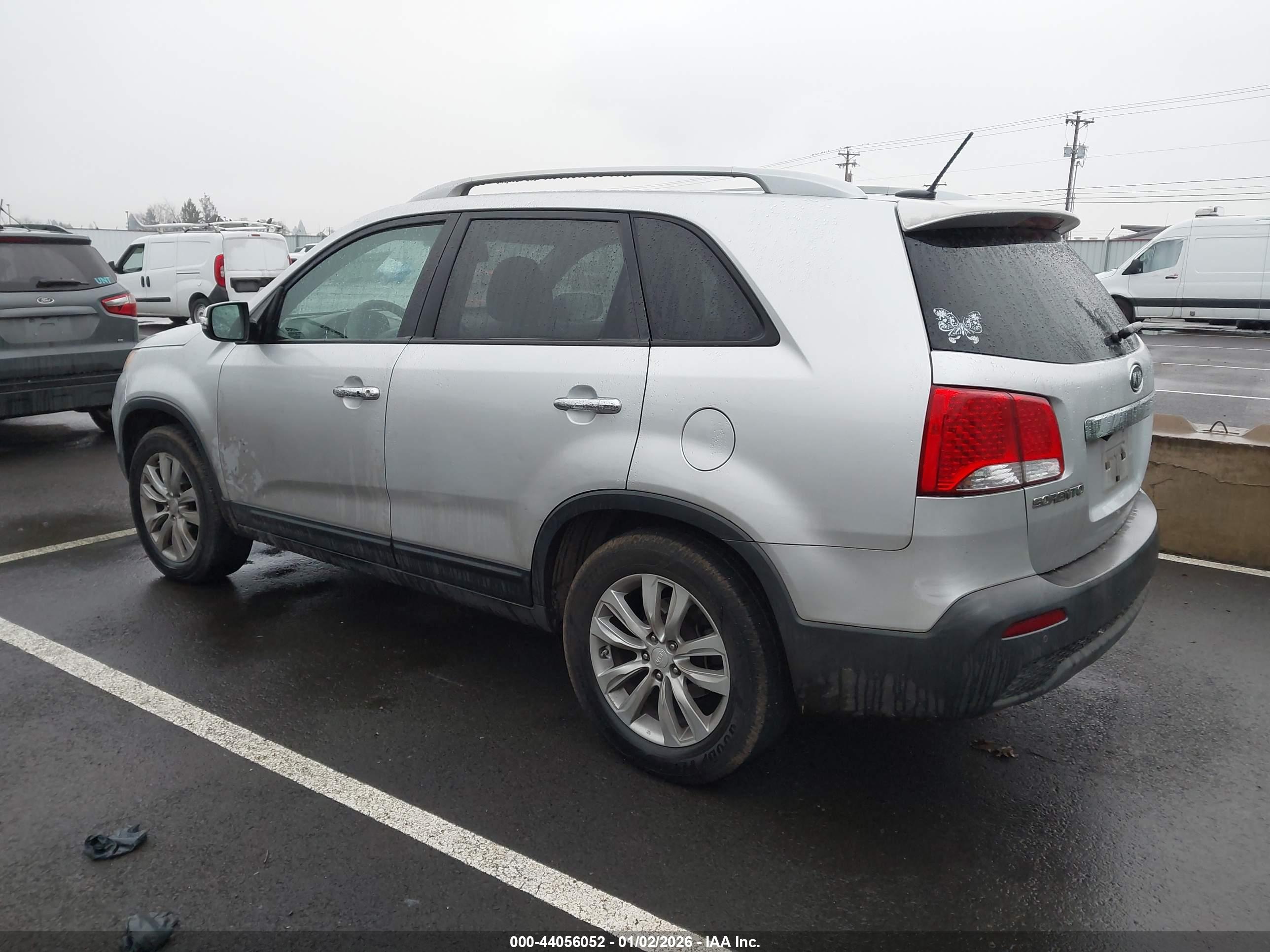 KIA SORENTO image 3