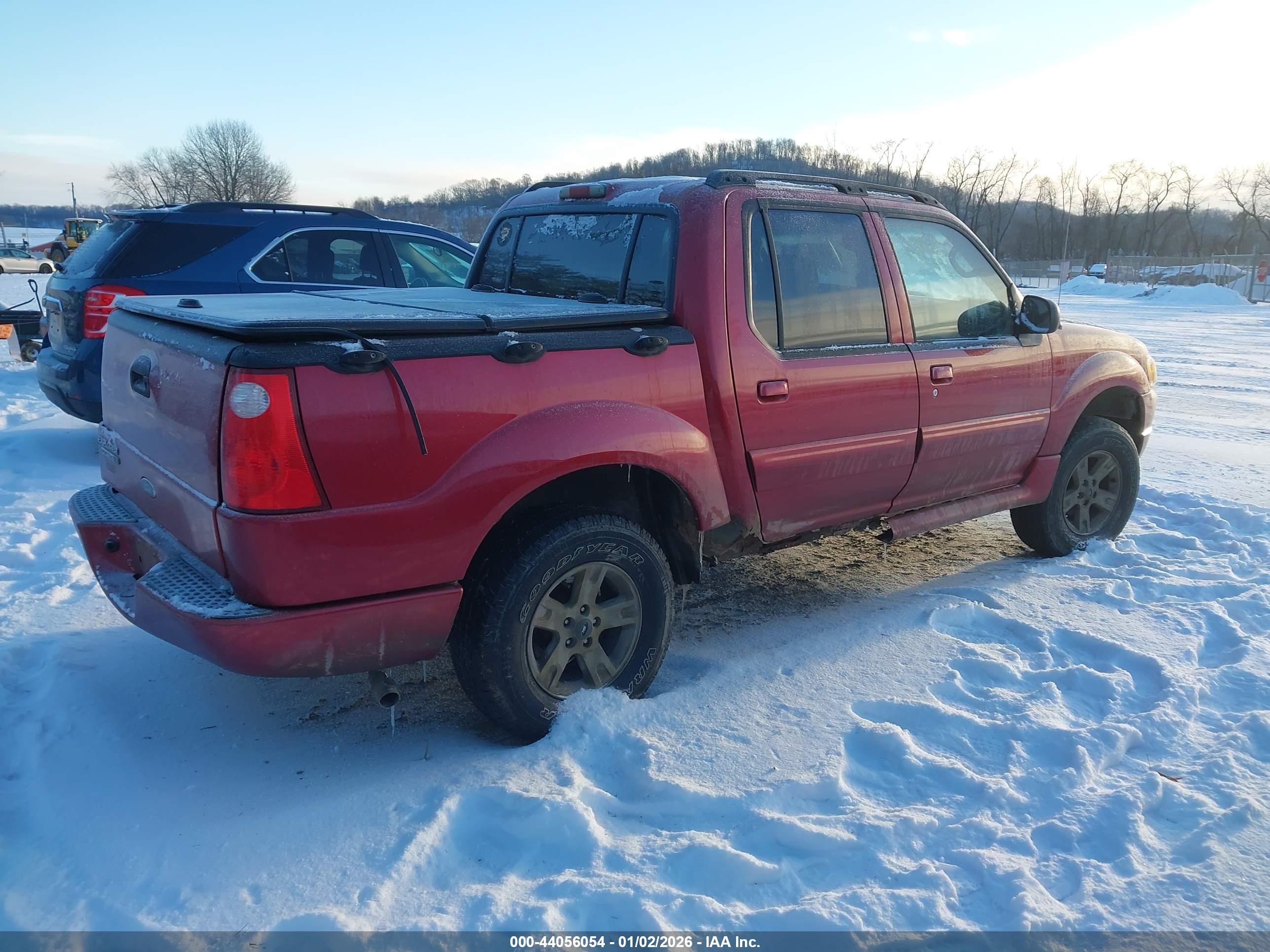 FORD EXPLORER image 4