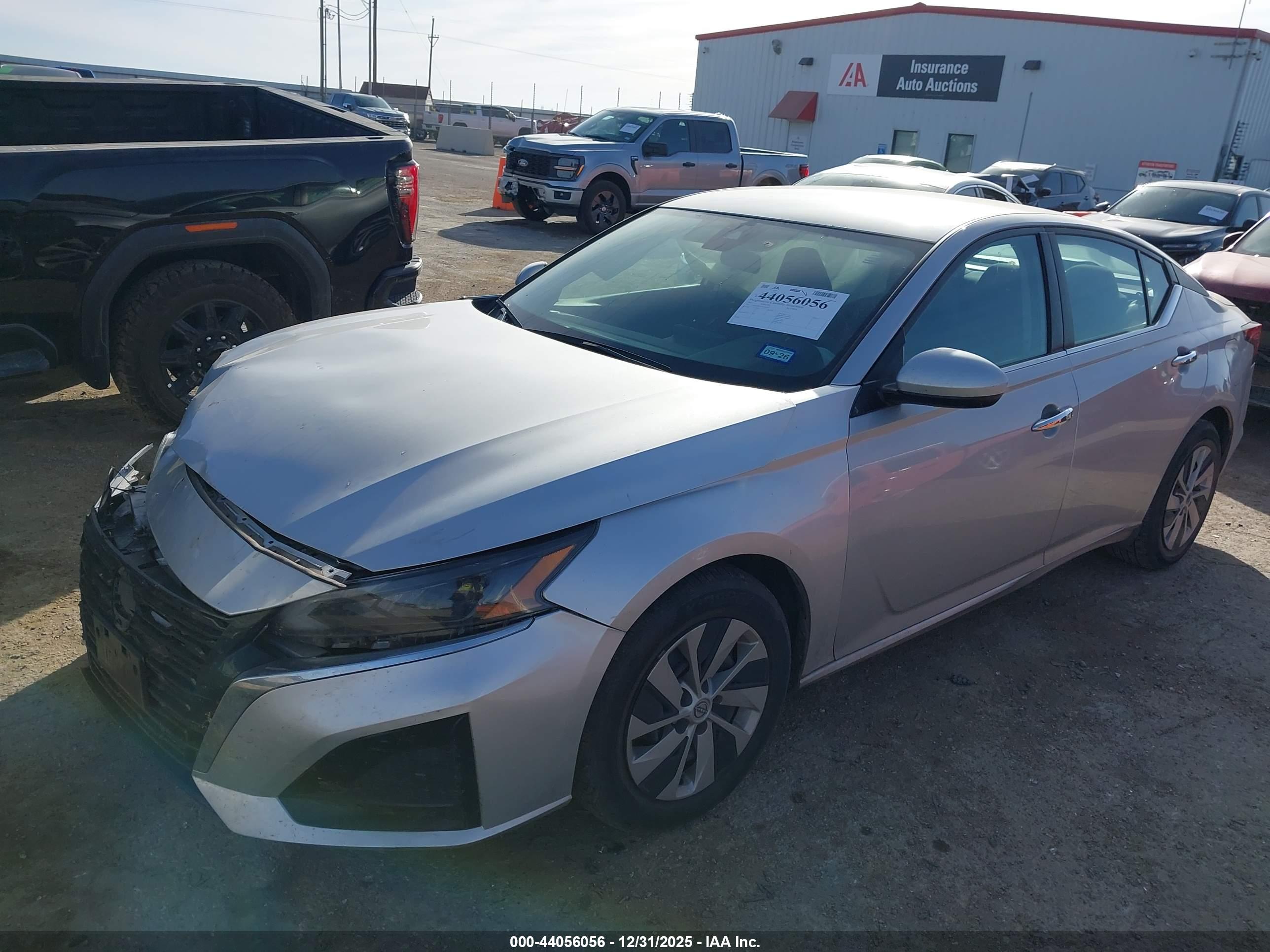 NISSAN ALTIMA image 2