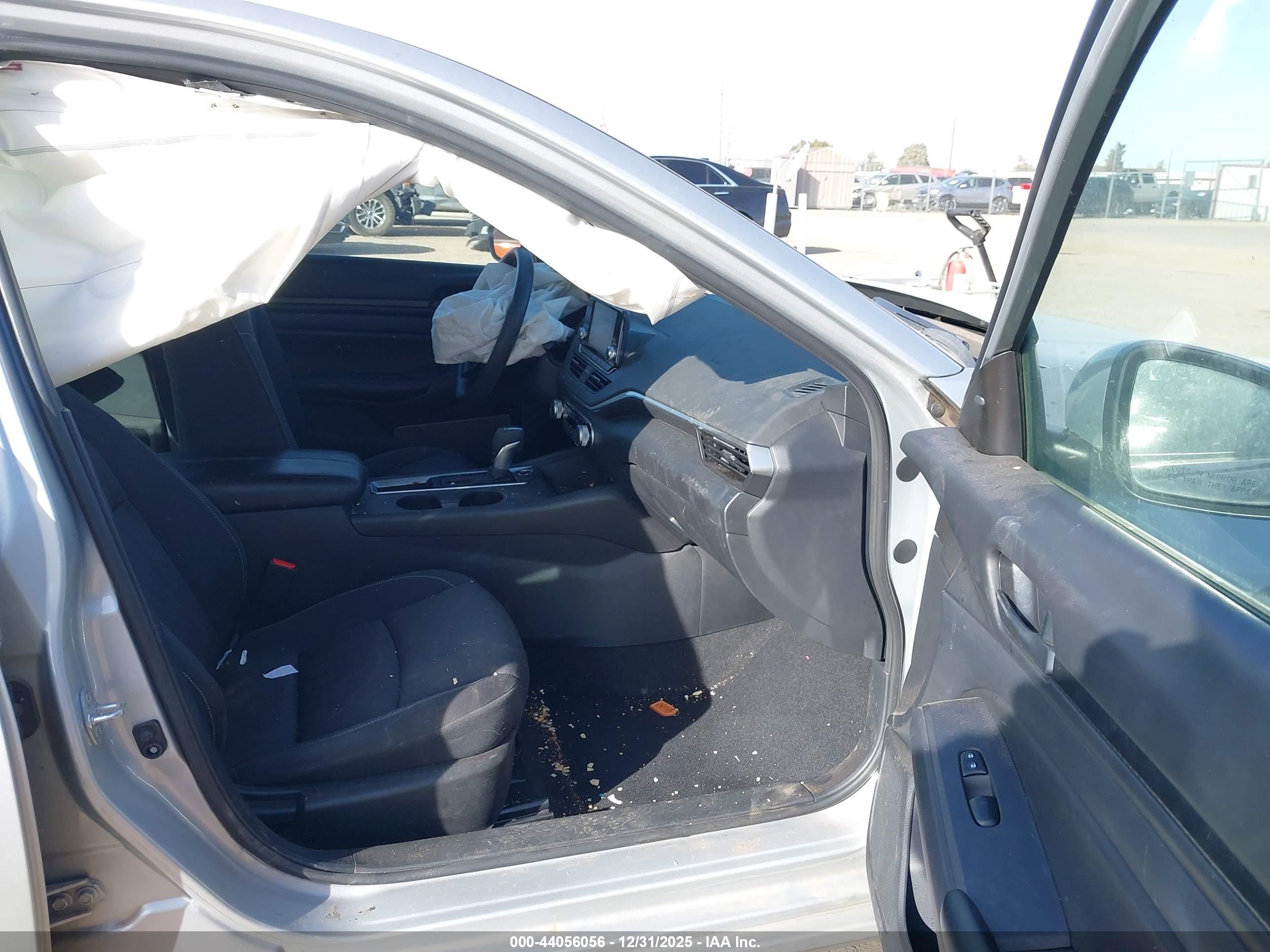 NISSAN ALTIMA image 5