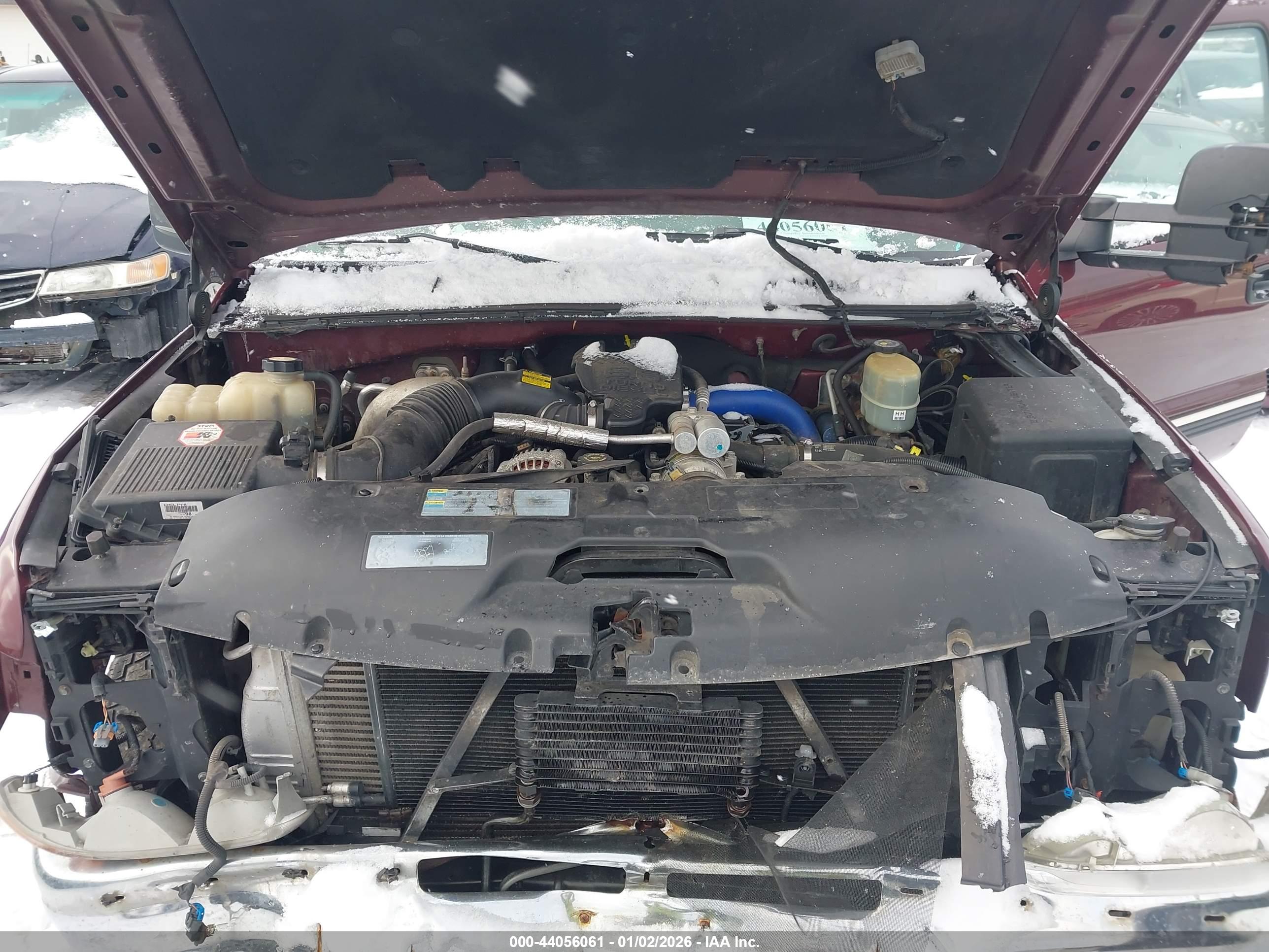 CHEVROLET SILVERADO image 10
