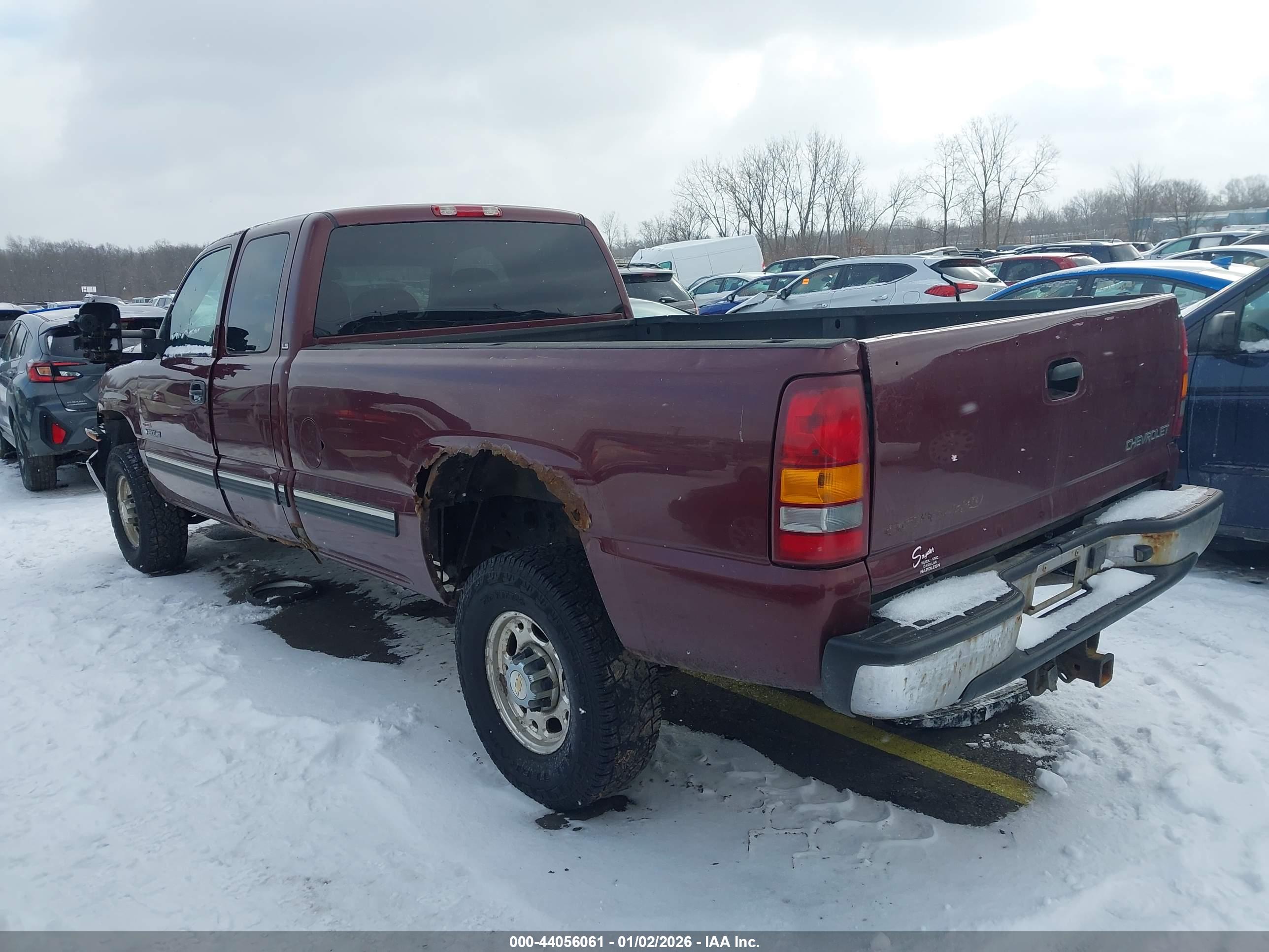 CHEVROLET SILVERADO image 3