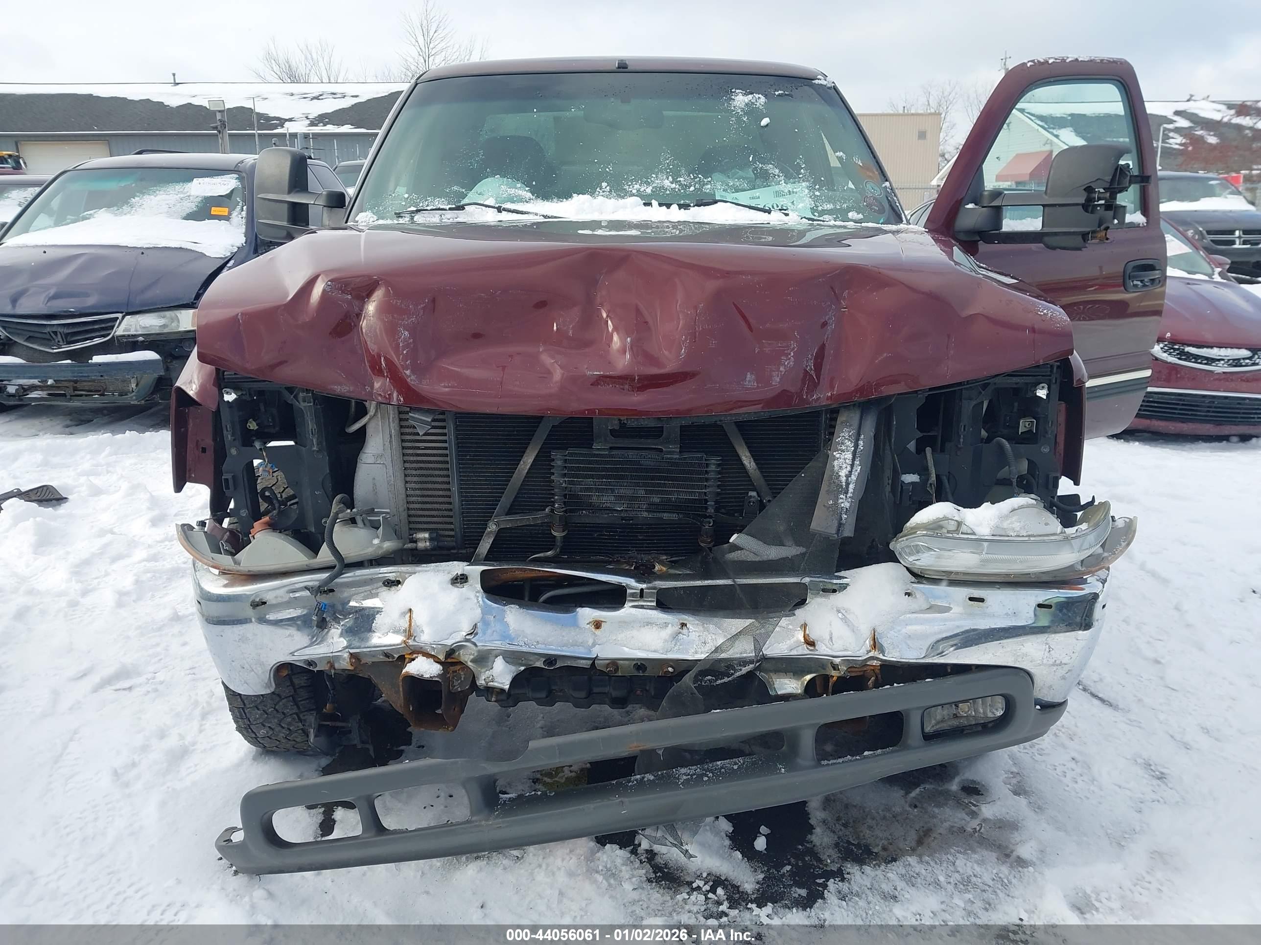 CHEVROLET SILVERADO image 6