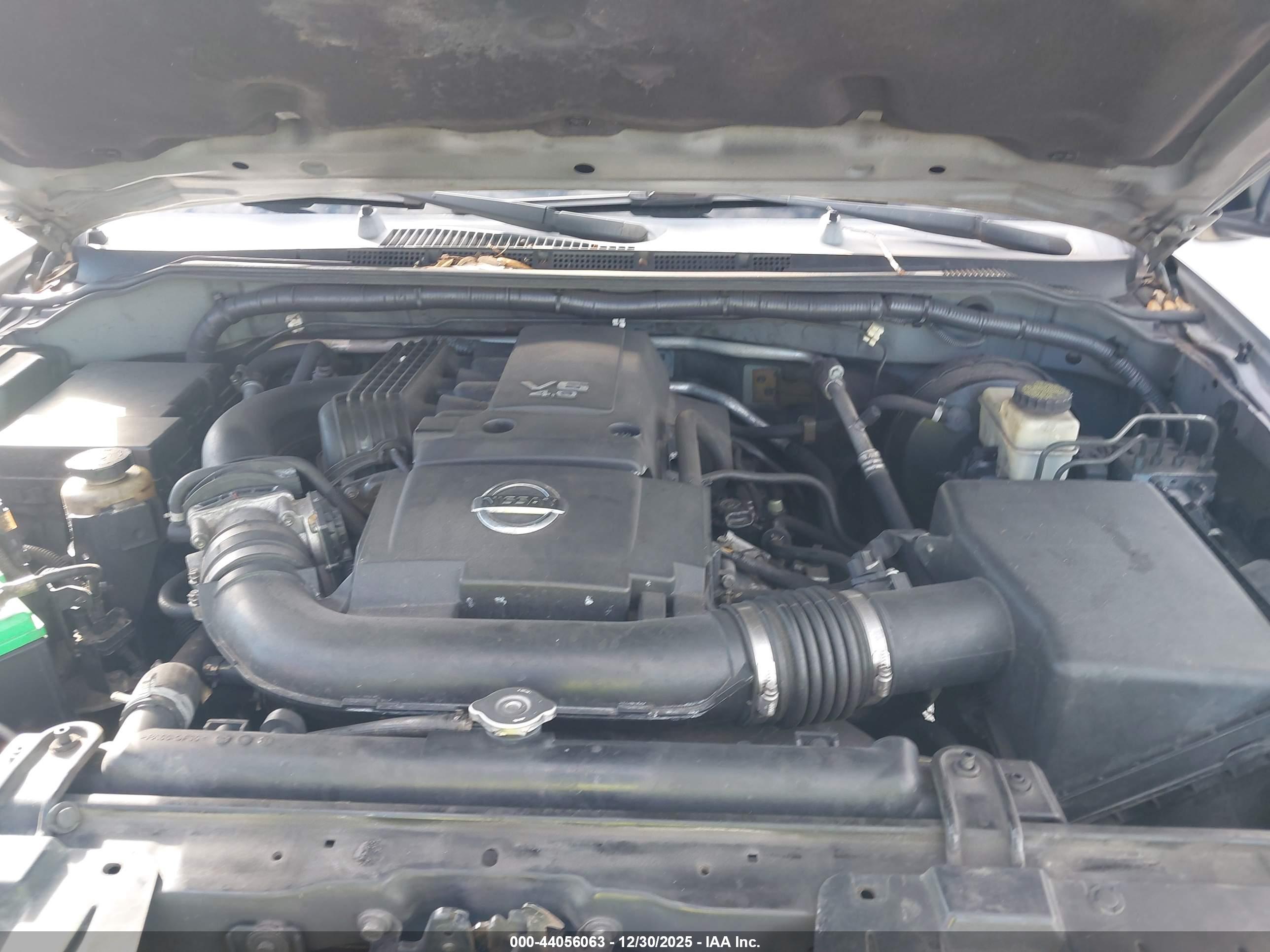 NISSAN FRONTIER image 10