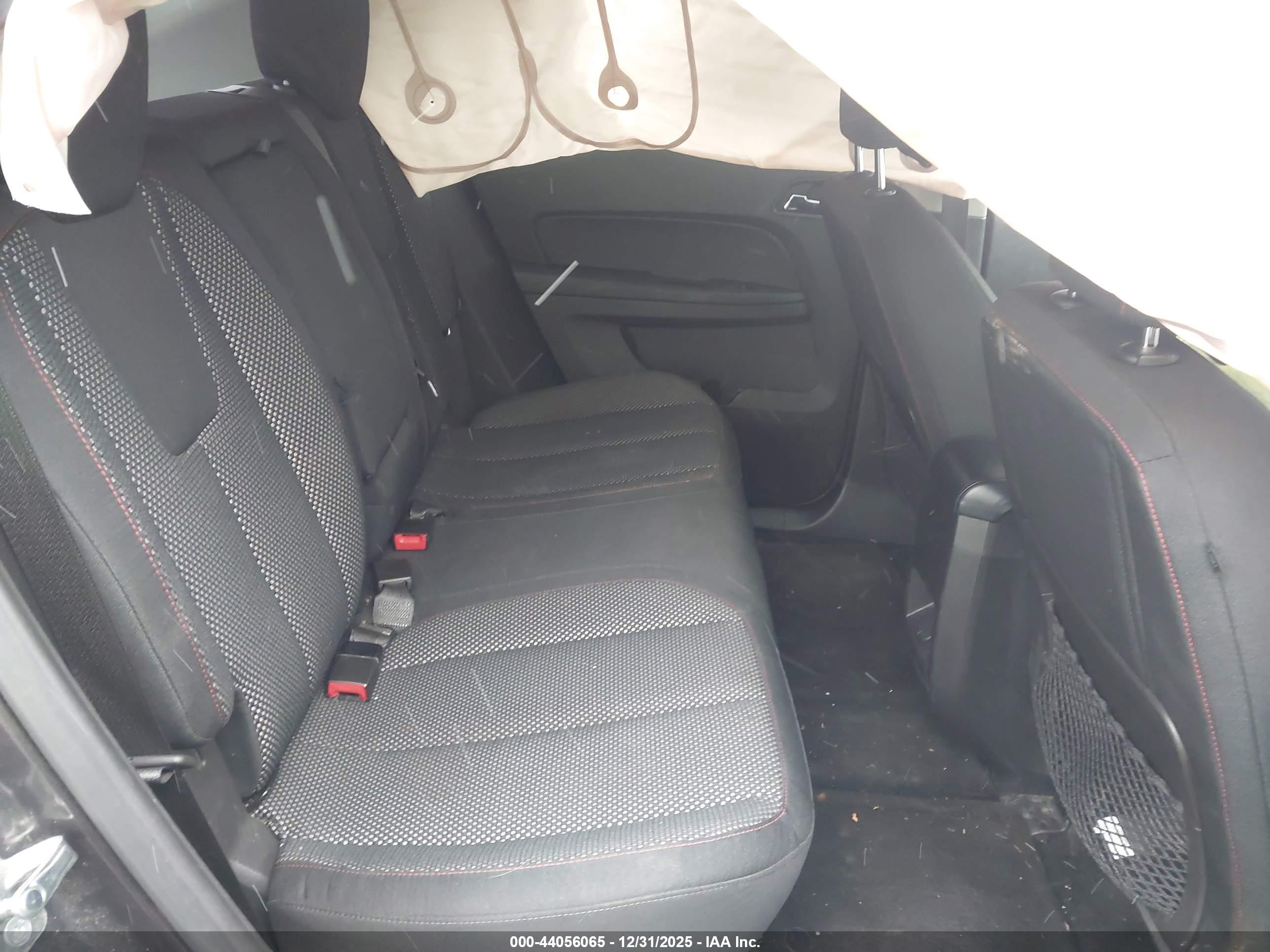 CHEVROLET EQUINOX image 8