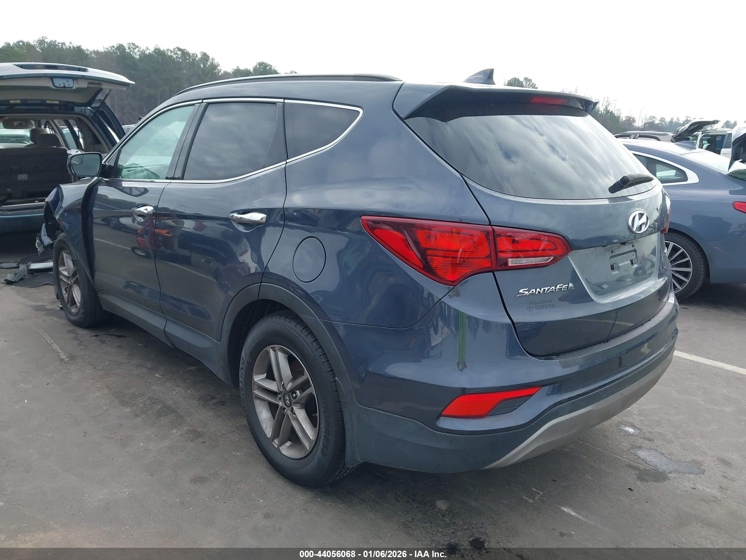 HYUNDAI SANTA image 3