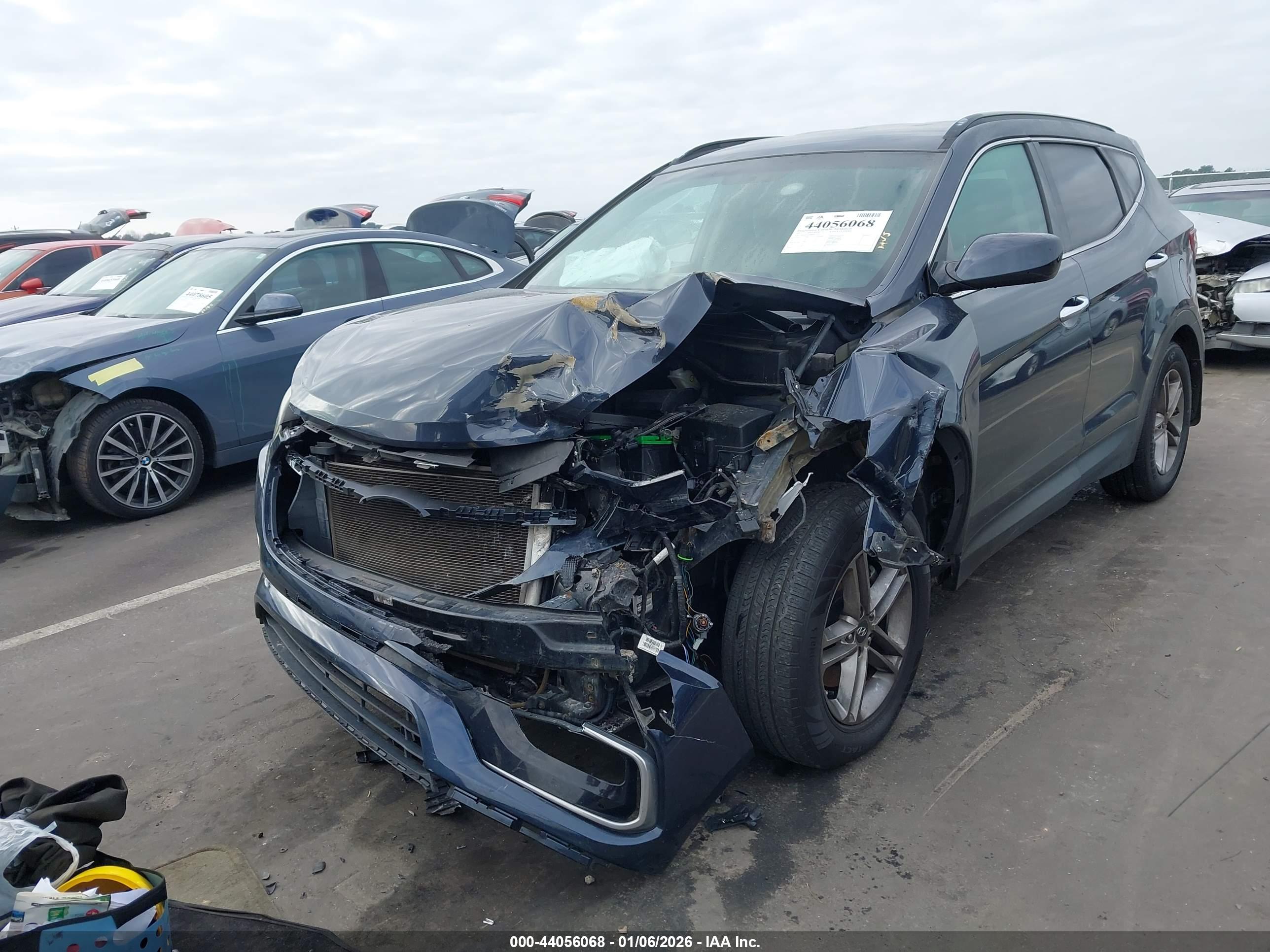 HYUNDAI SANTA image 6