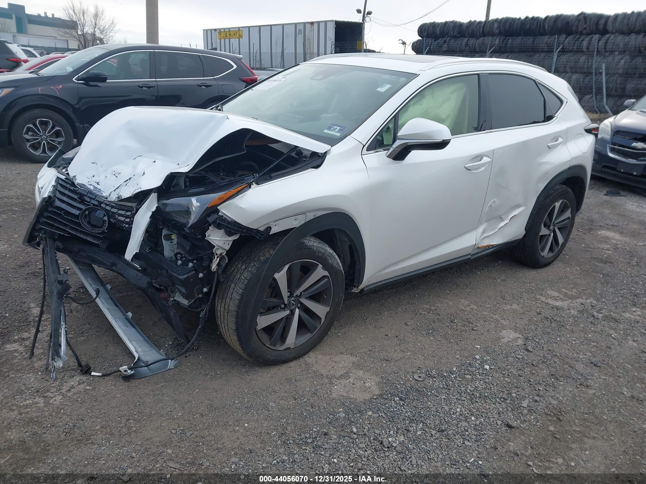 LEXUS NX image 2