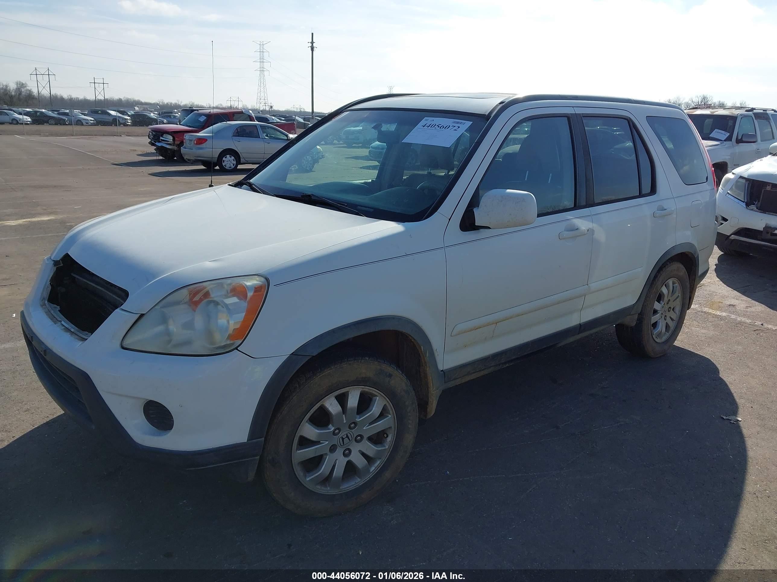 HONDA CR-V image 2