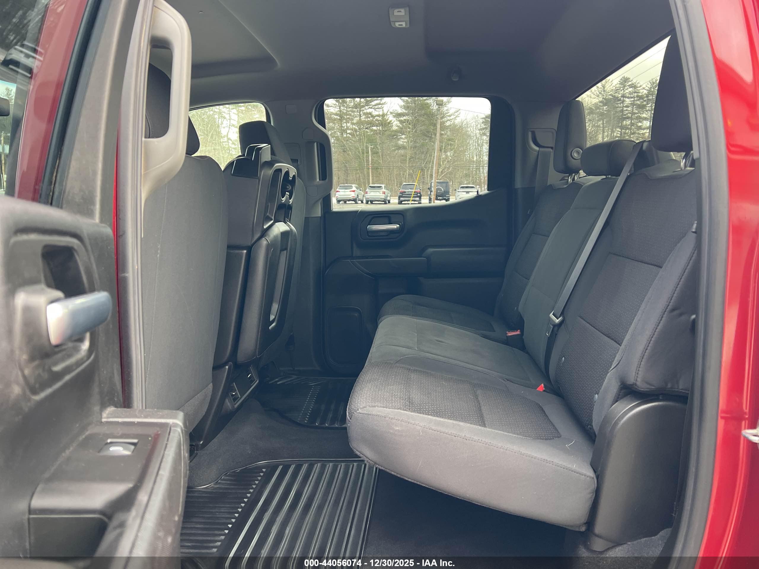 CHEVROLET SILVERADO image 8