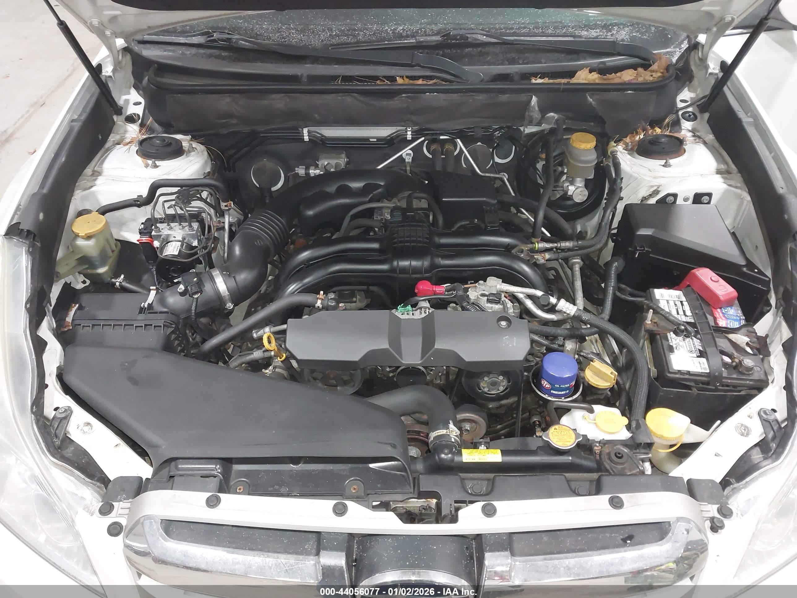 SUBARU OUTBACK image 10