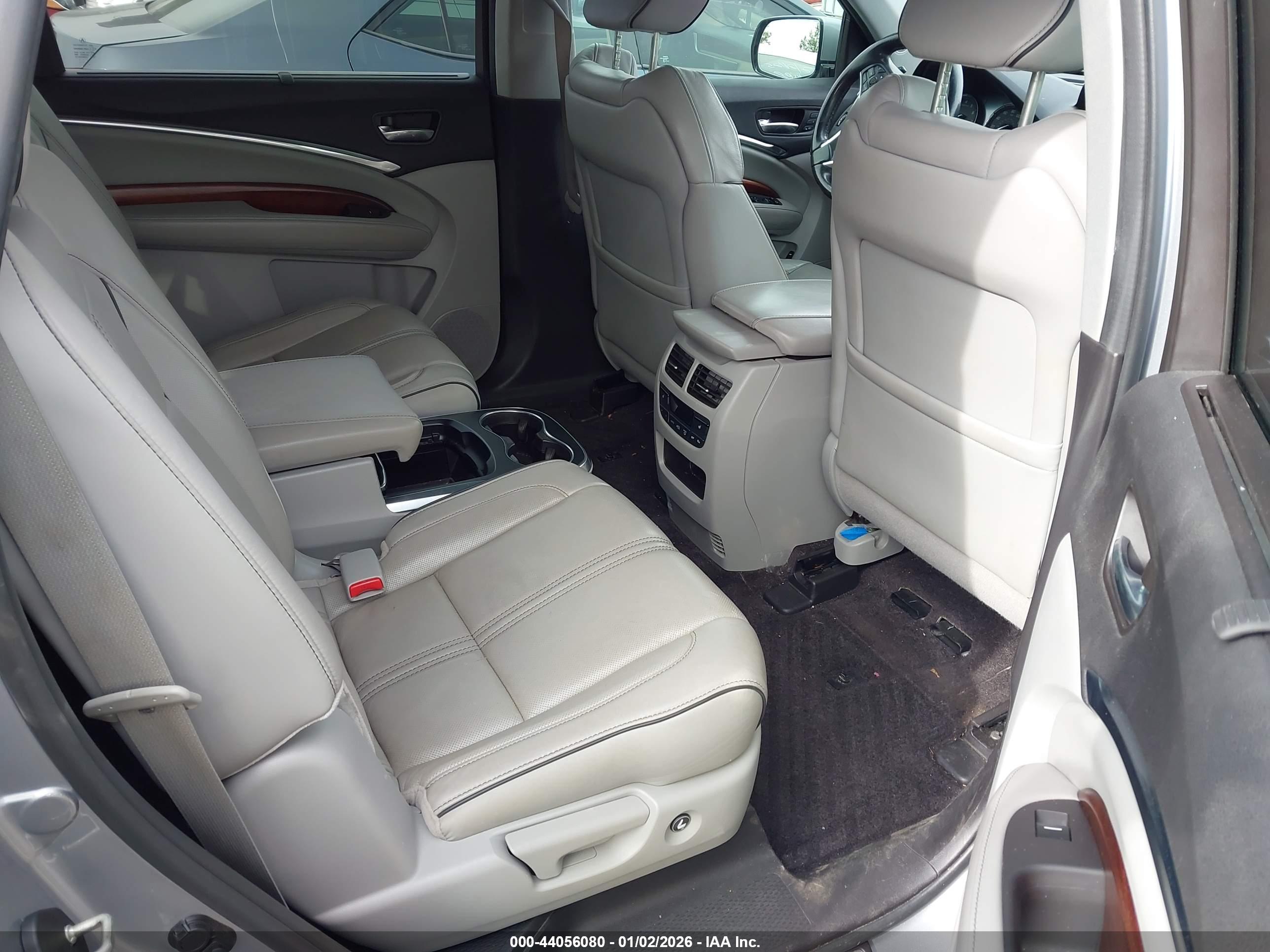 ACURA MDX image 8