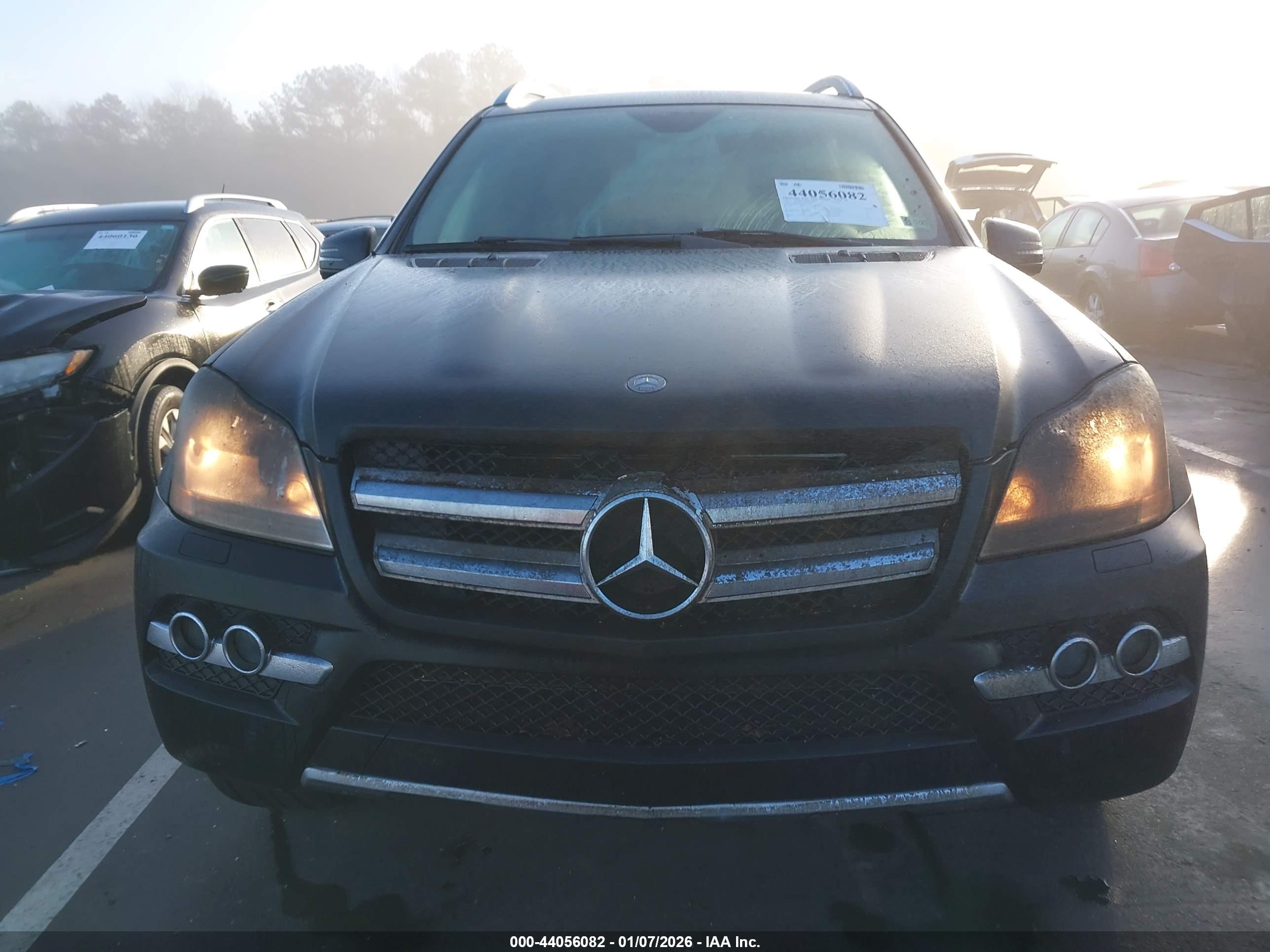 MERCEDES-BENZ GL image 6
