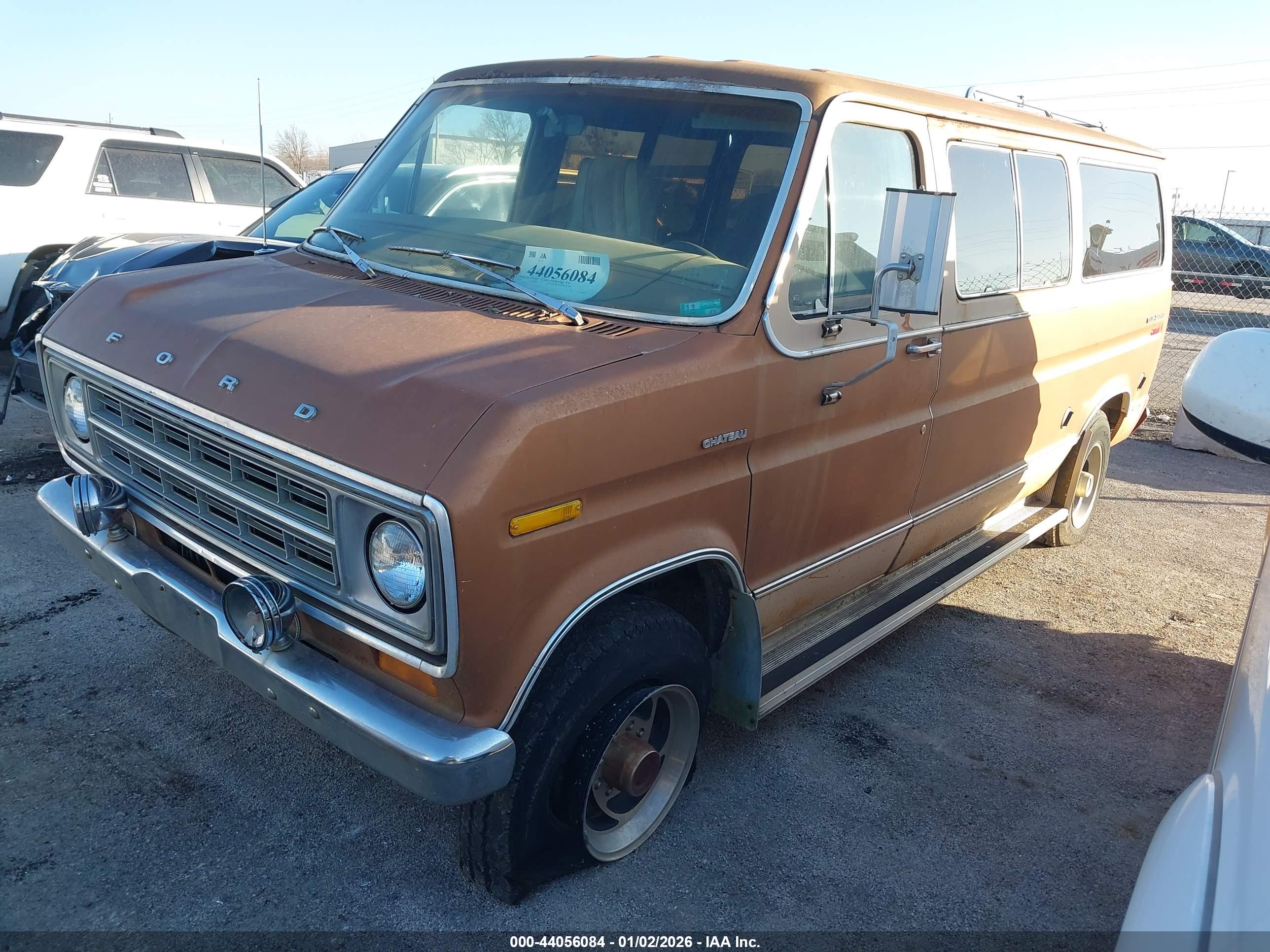 FORD CLUB image 2