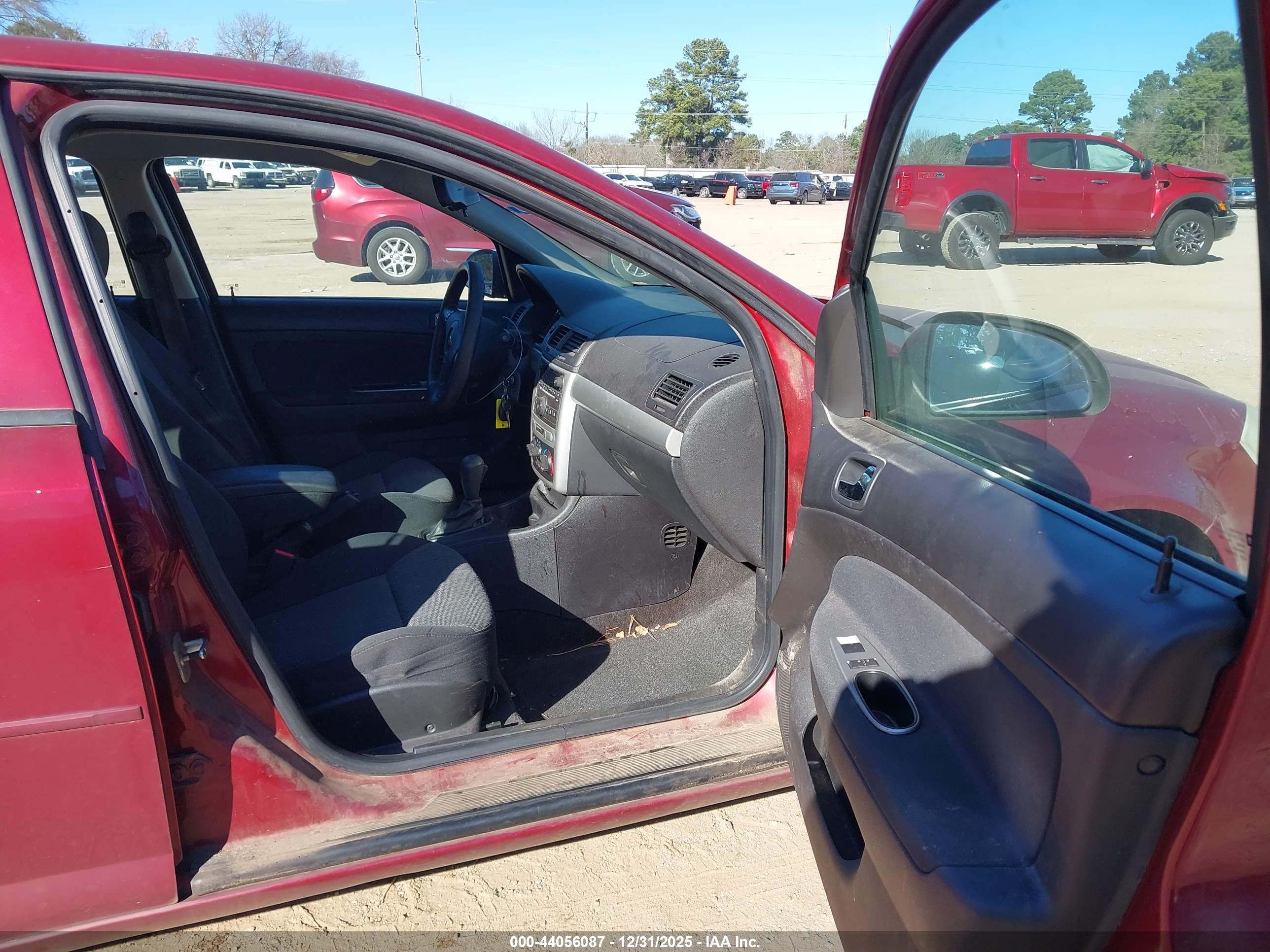 CHEVROLET COBALT image 5