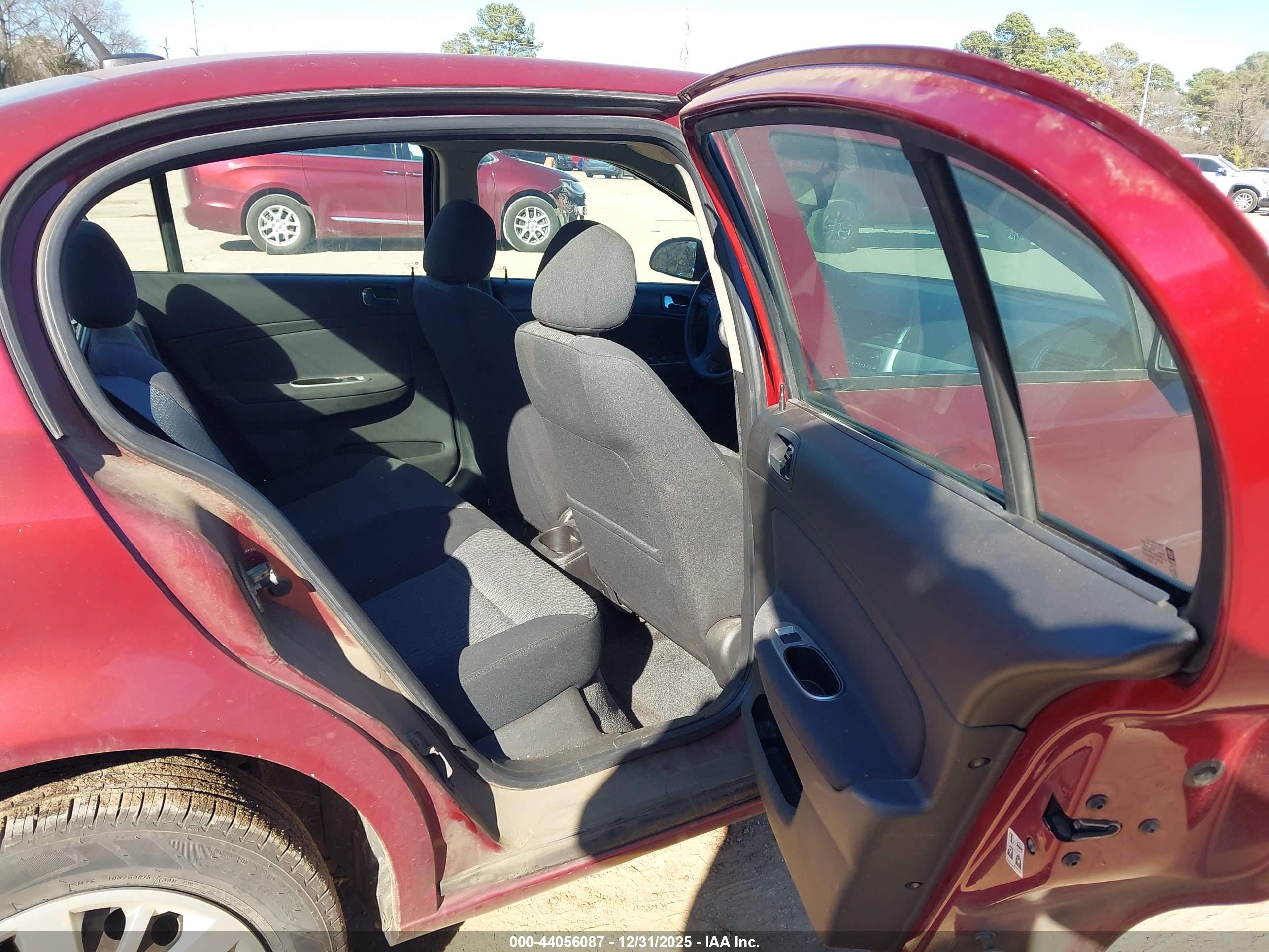 CHEVROLET COBALT image 8