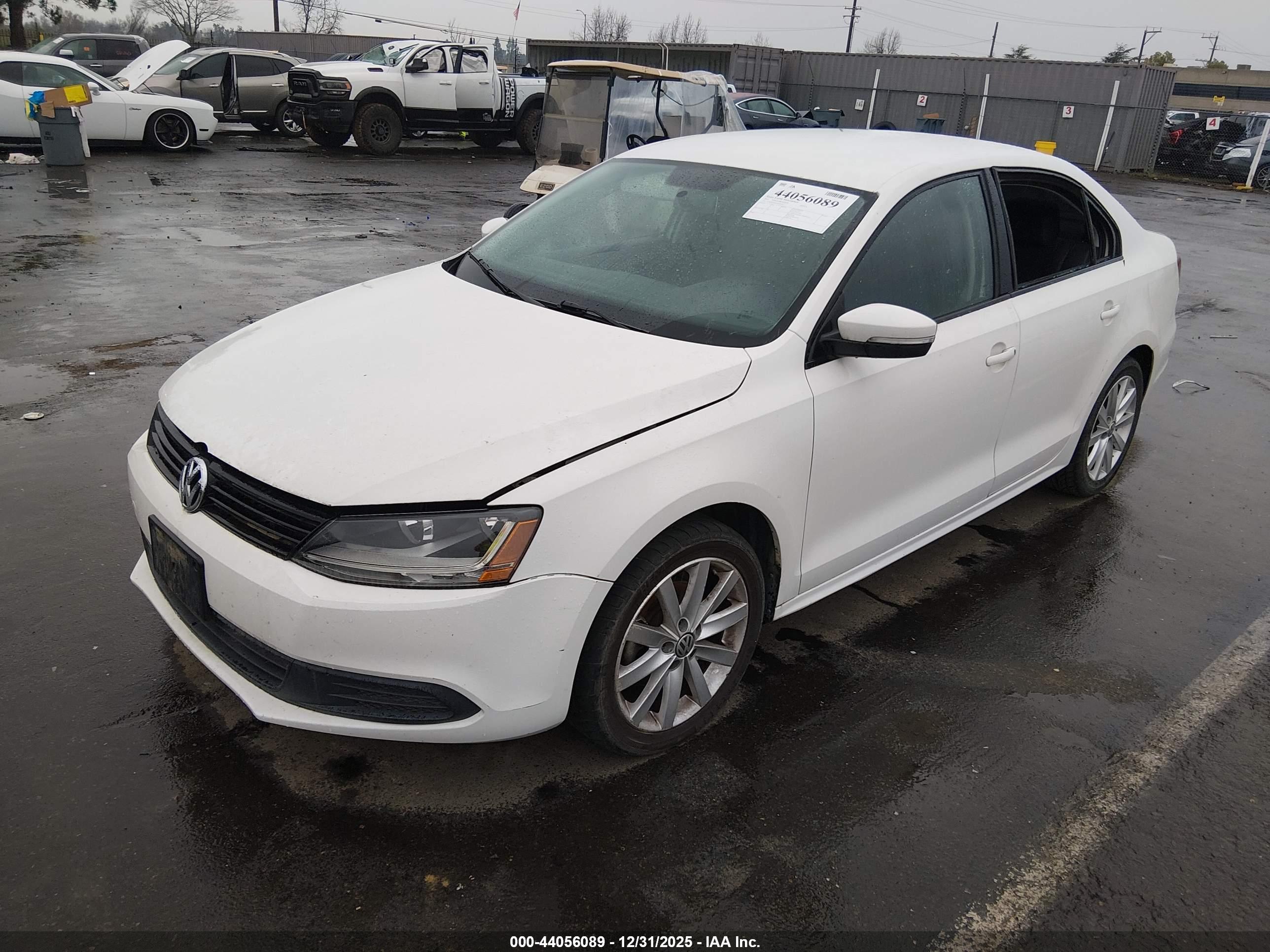 VOLKSWAGEN JETTA image 2