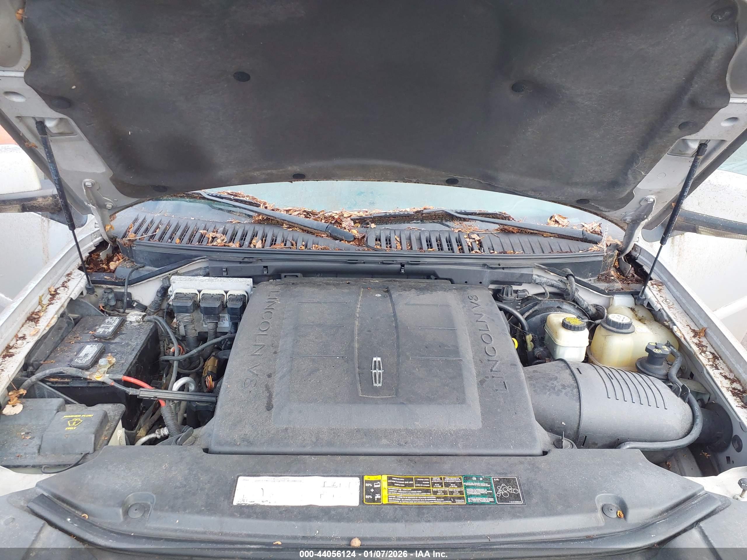 LINCOLN NAVIGATOR image 10