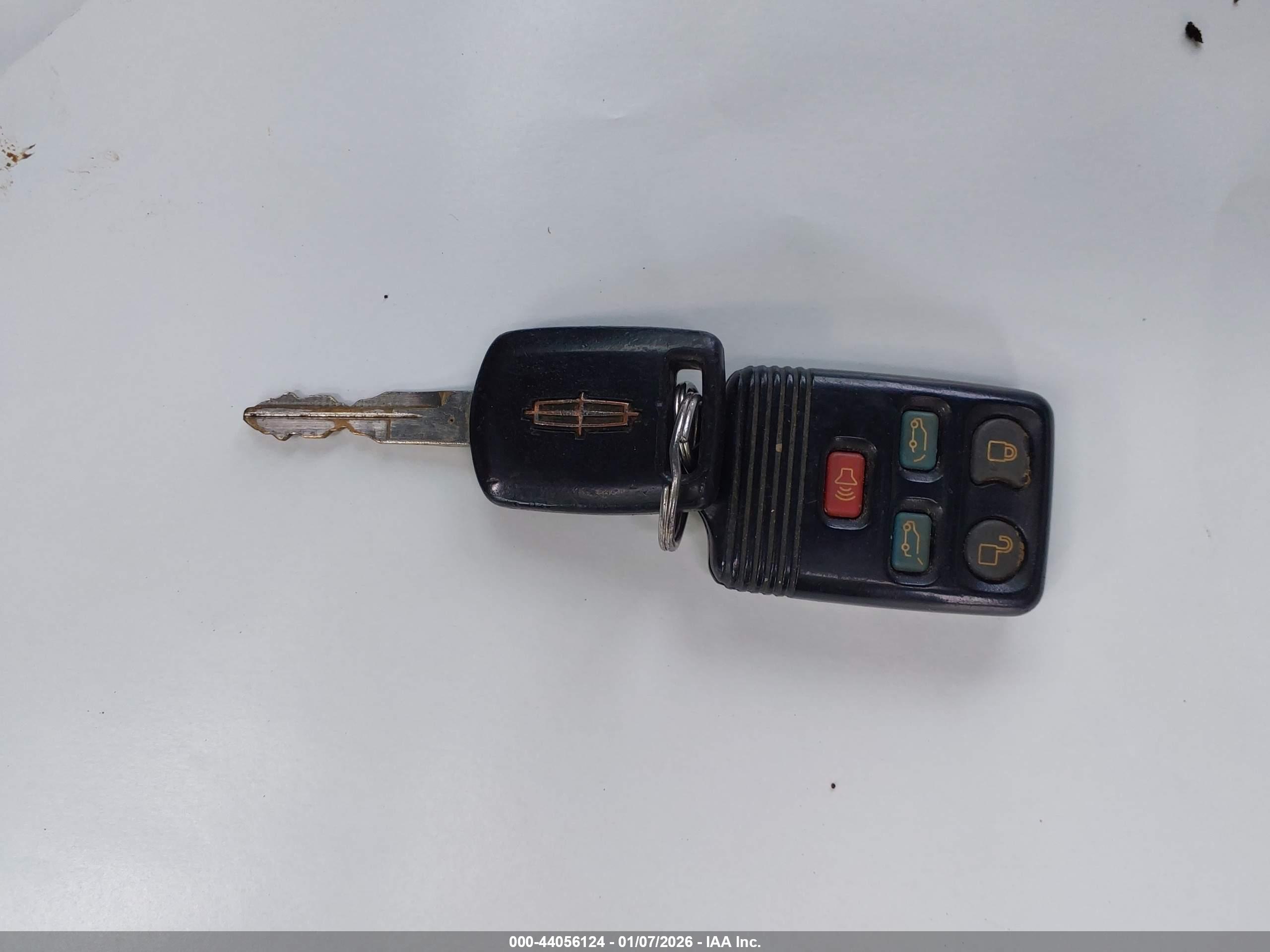 LINCOLN NAVIGATOR image 11