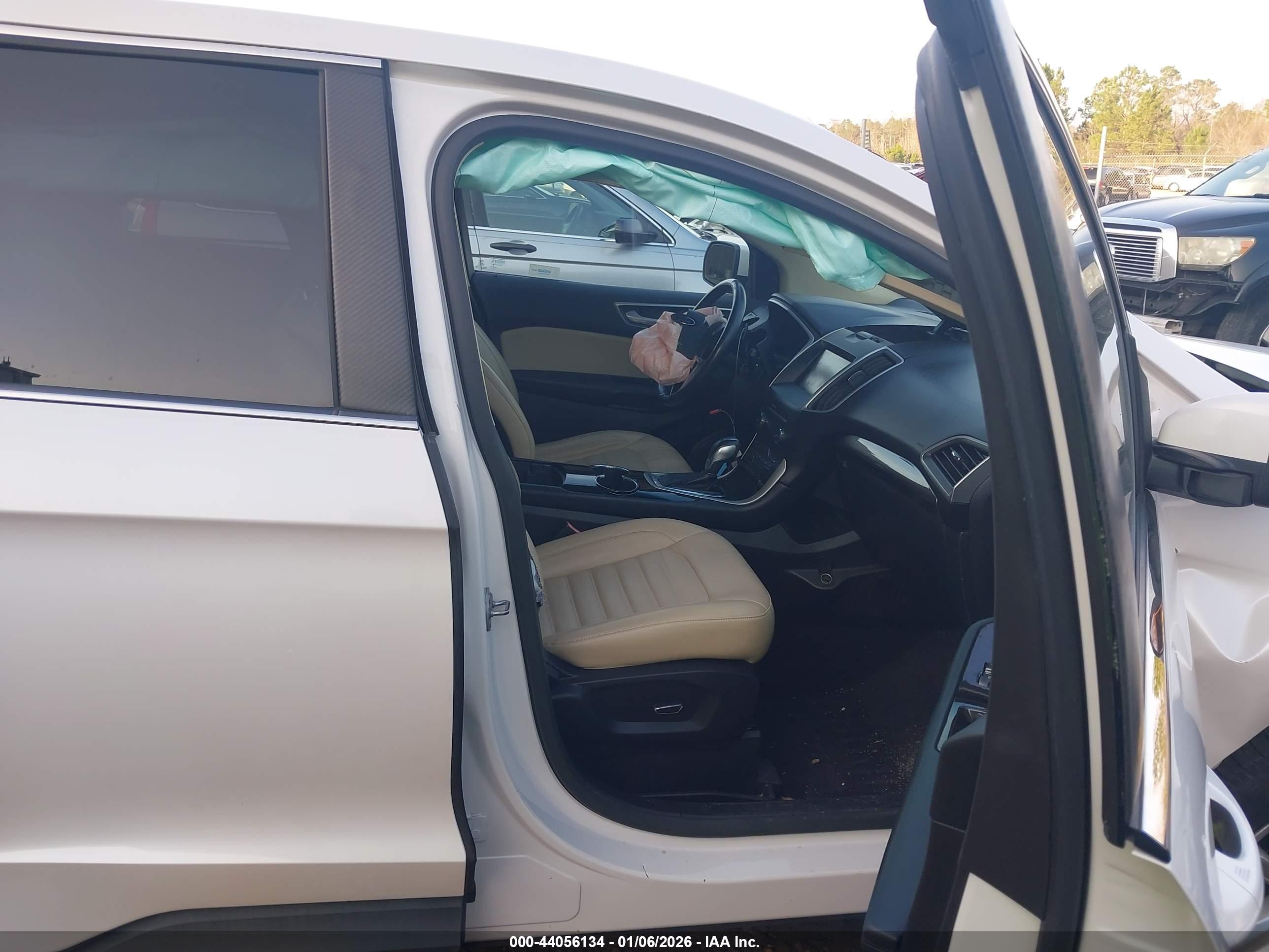 FORD EDGE image 5