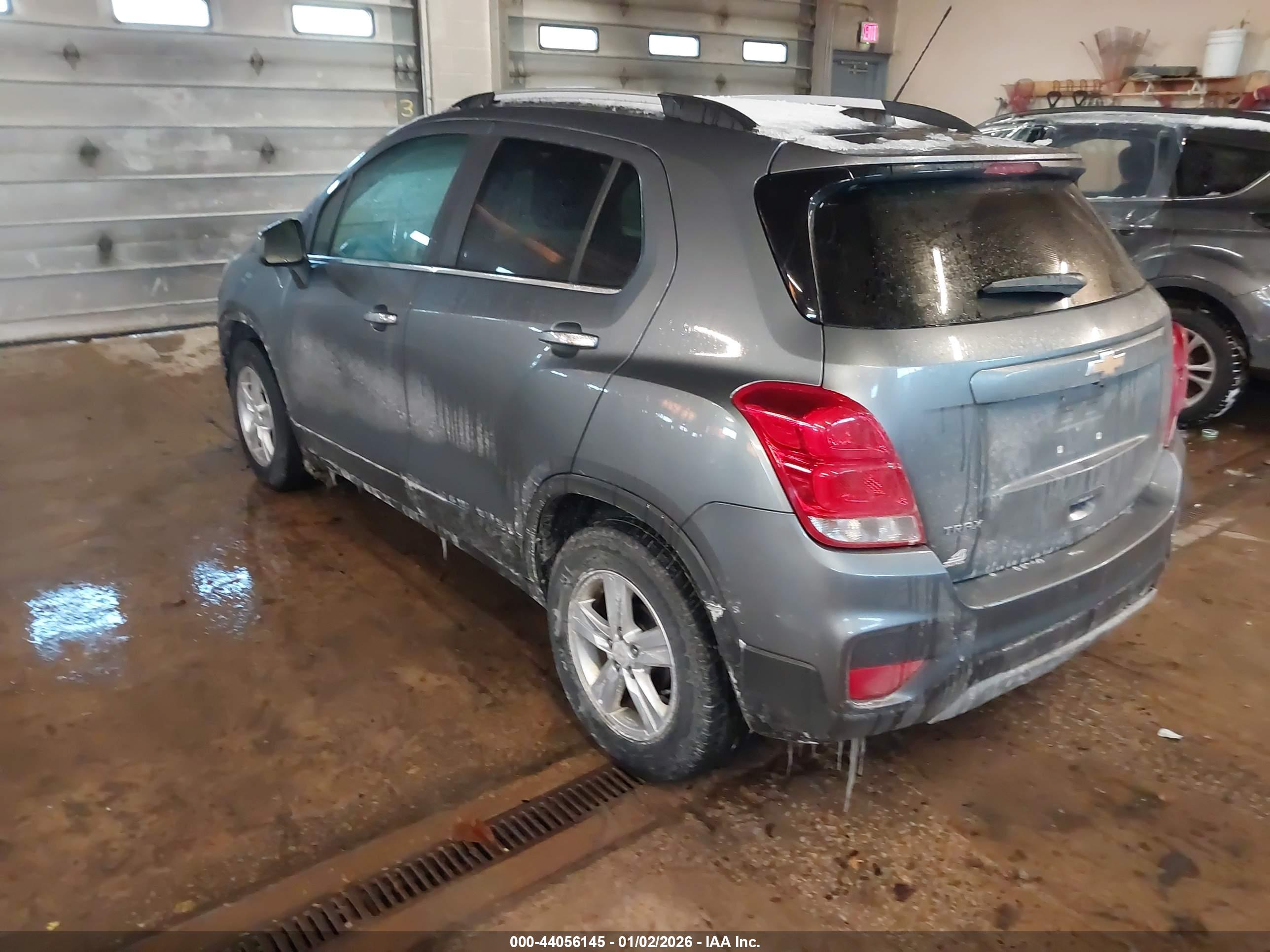 CHEVROLET TRAX image 3