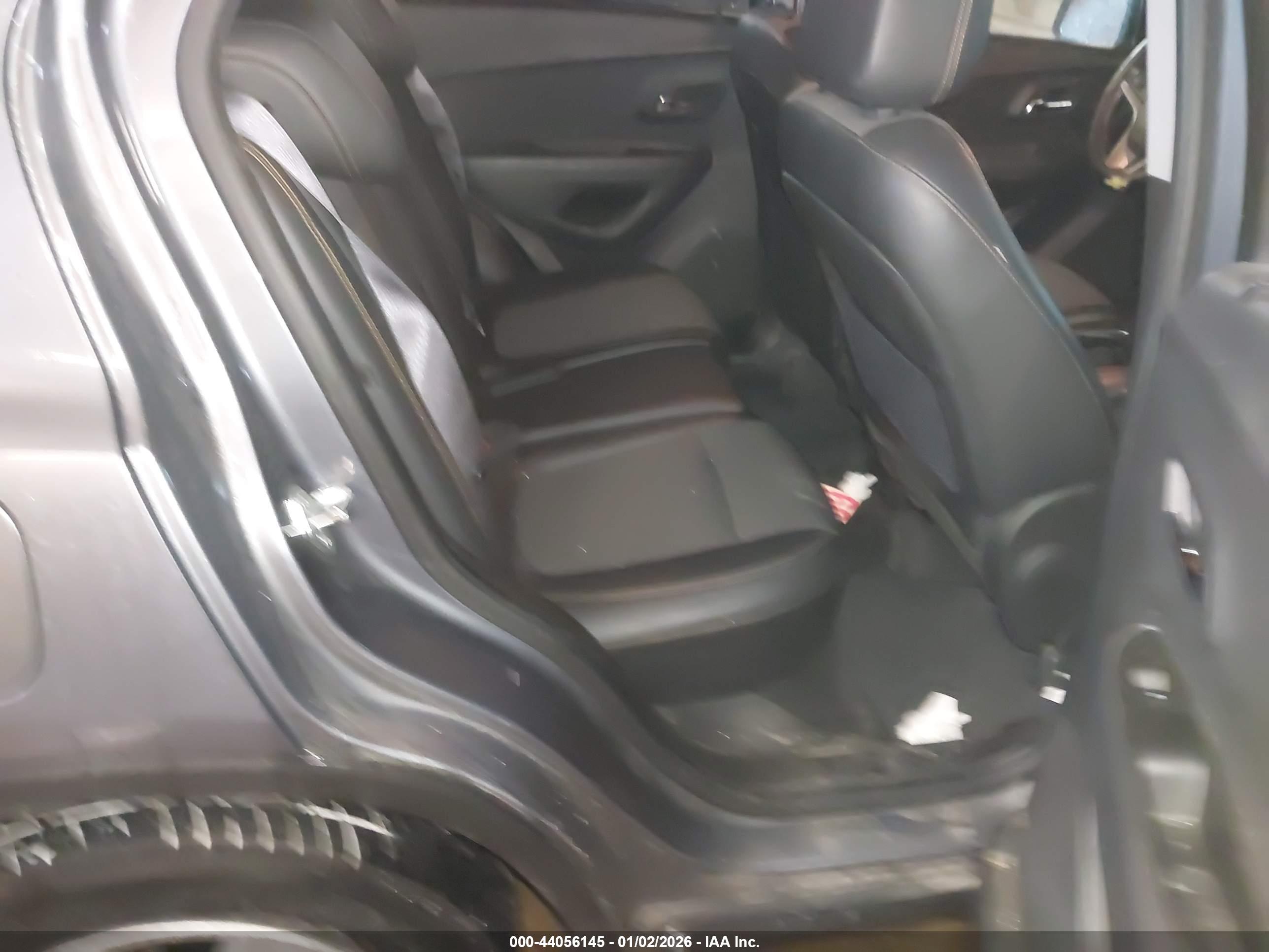 CHEVROLET TRAX image 8
