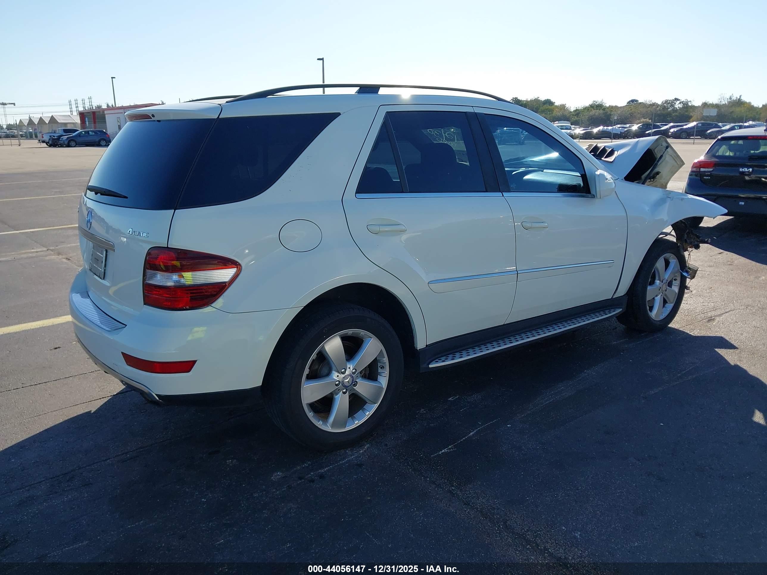 MERCEDES-BENZ ML image 4