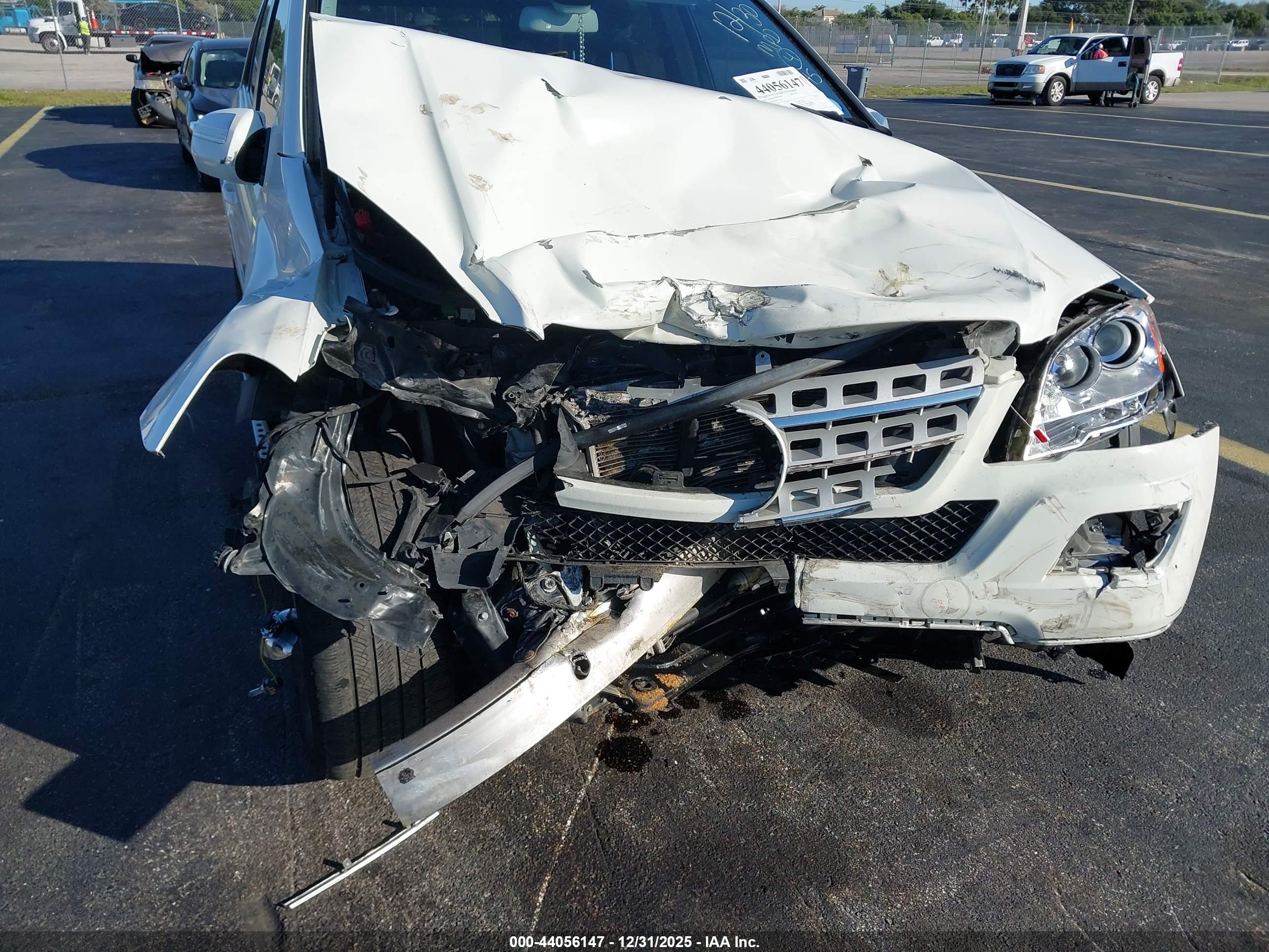 MERCEDES-BENZ ML image 6