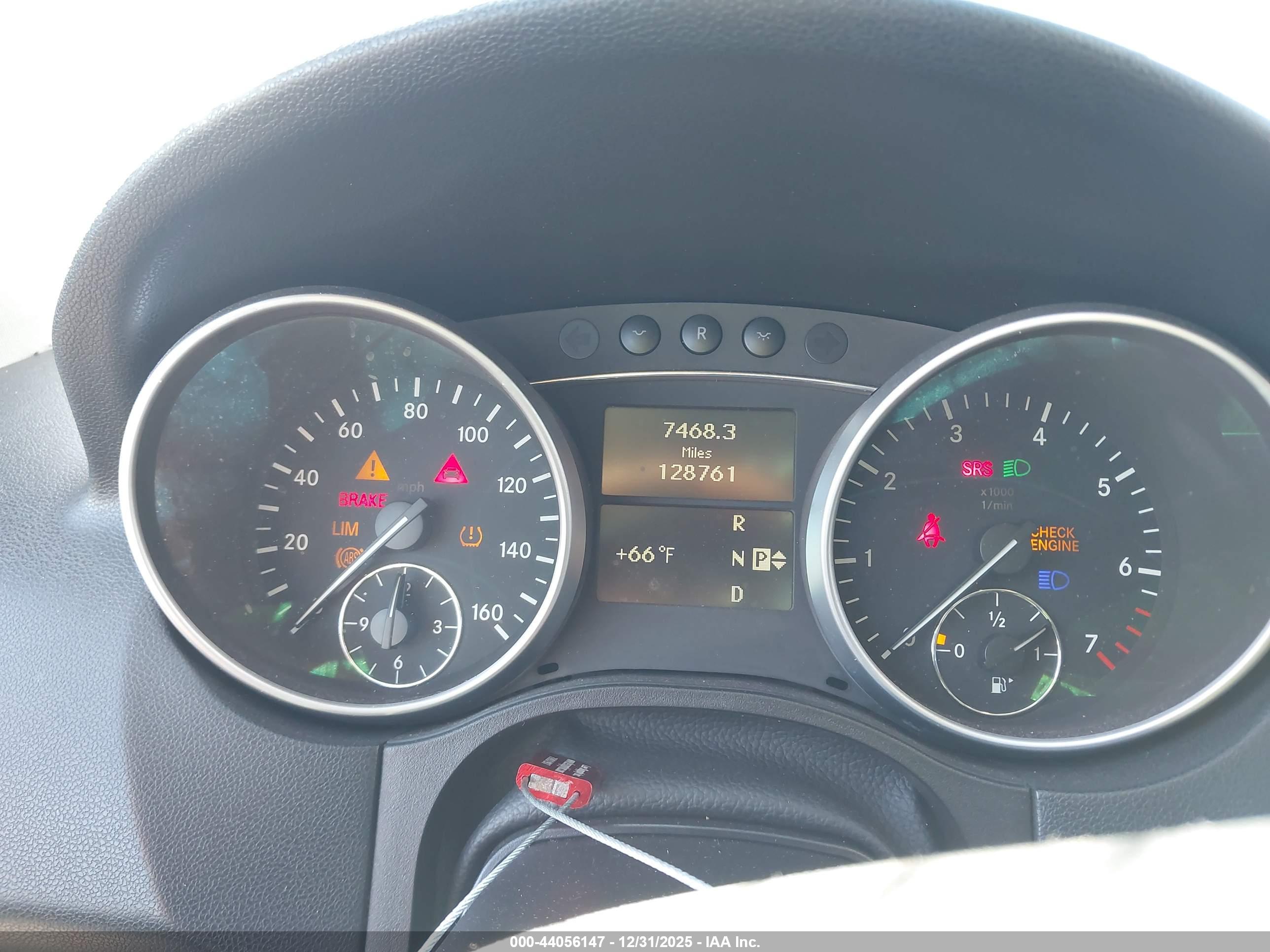 MERCEDES-BENZ ML image 7
