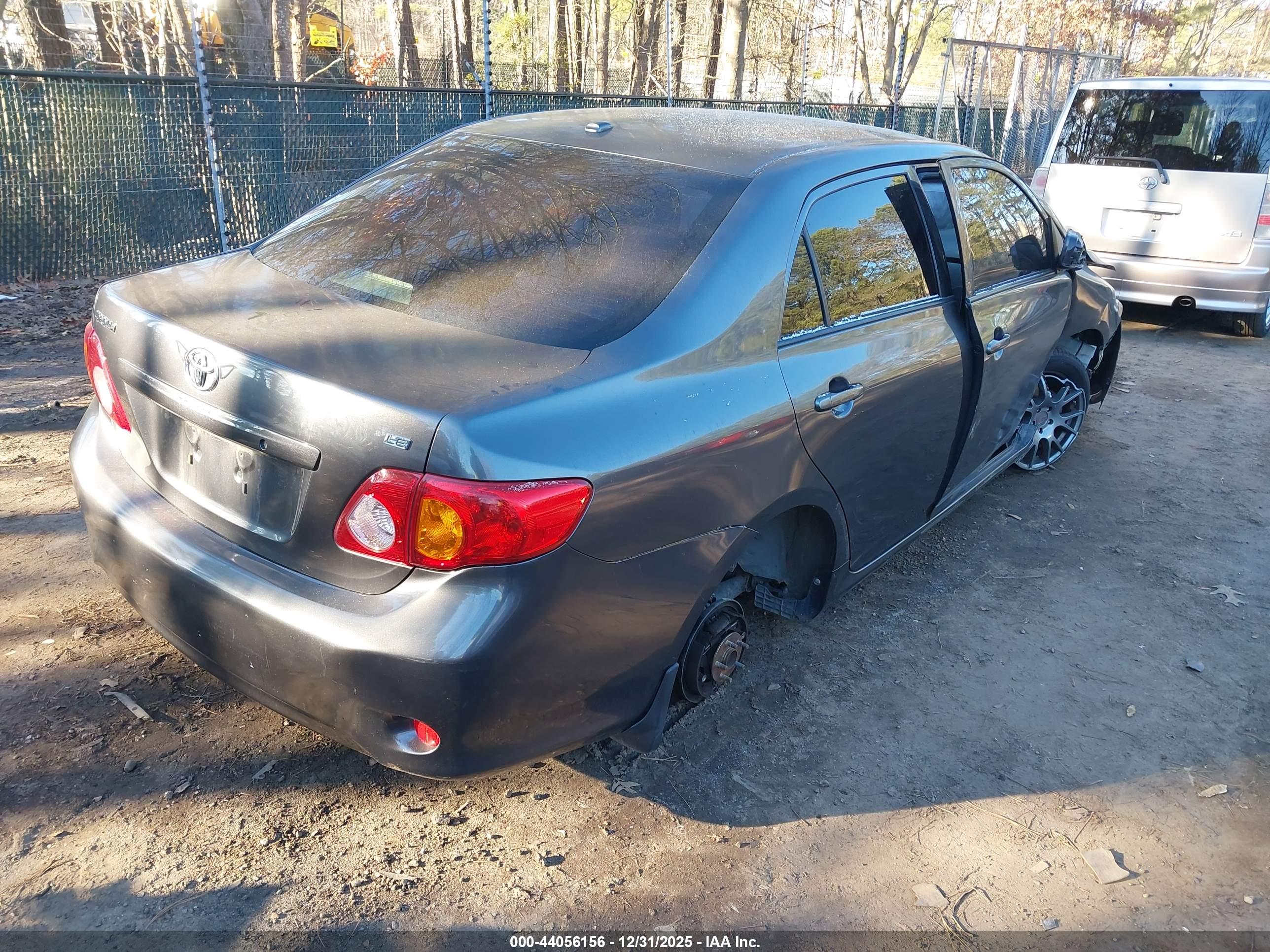 TOYOTA COROLLA image 4