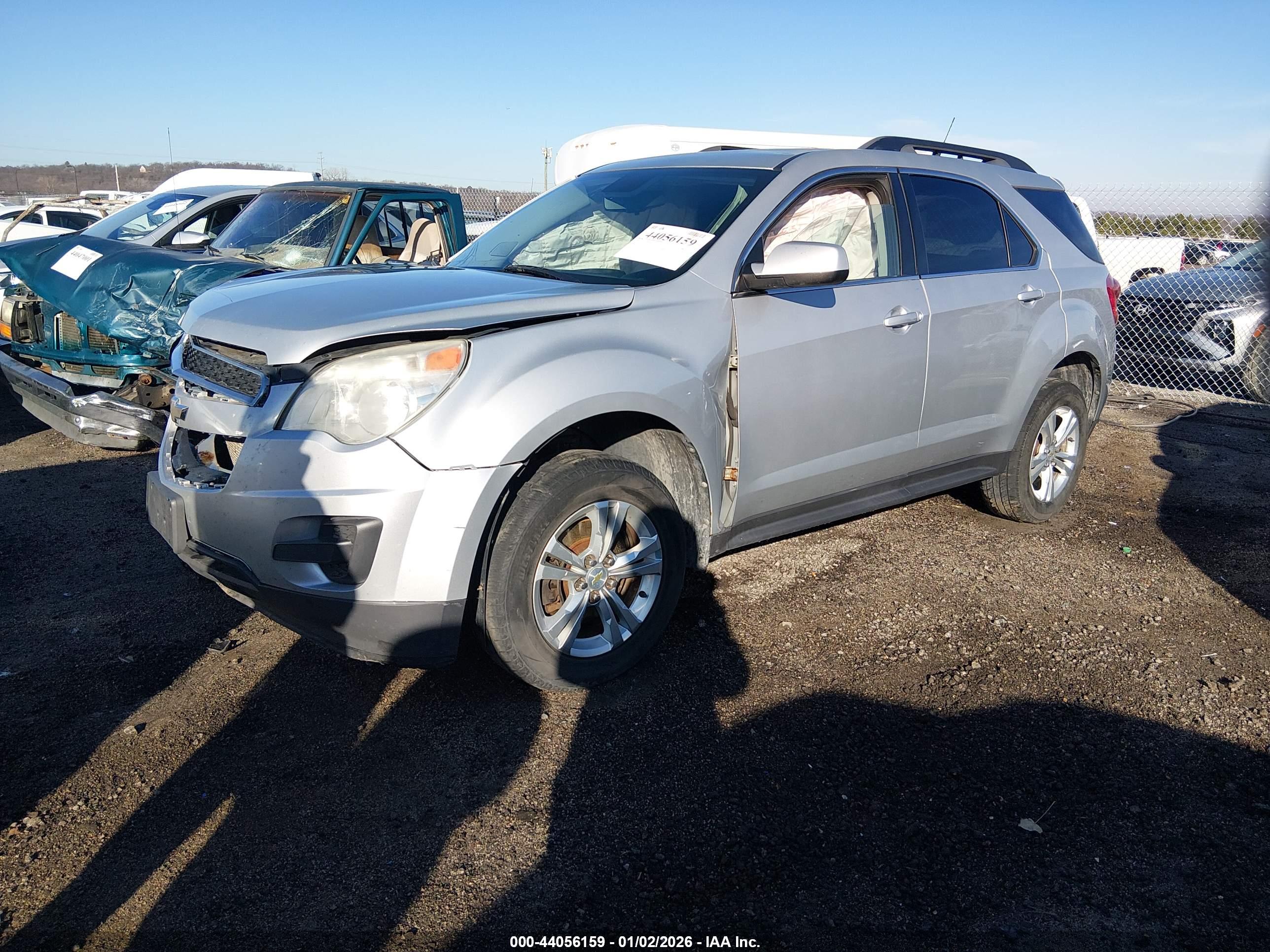 CHEVROLET EQUINOX image 2