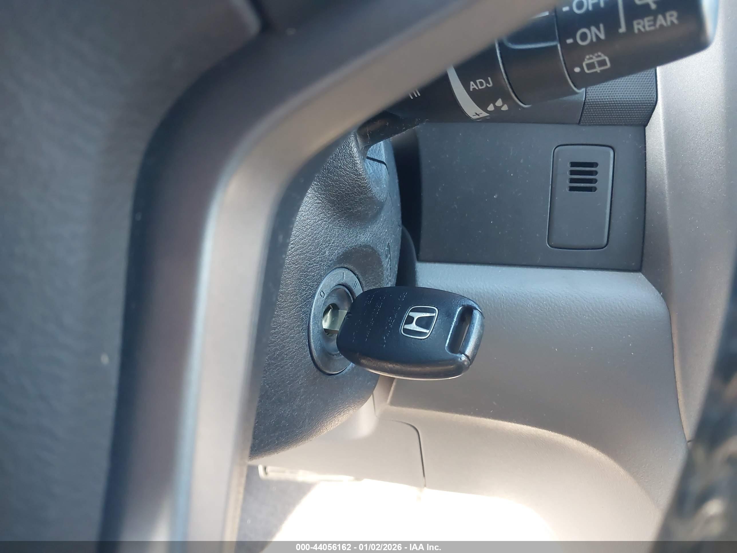 HONDA CR-V image 11