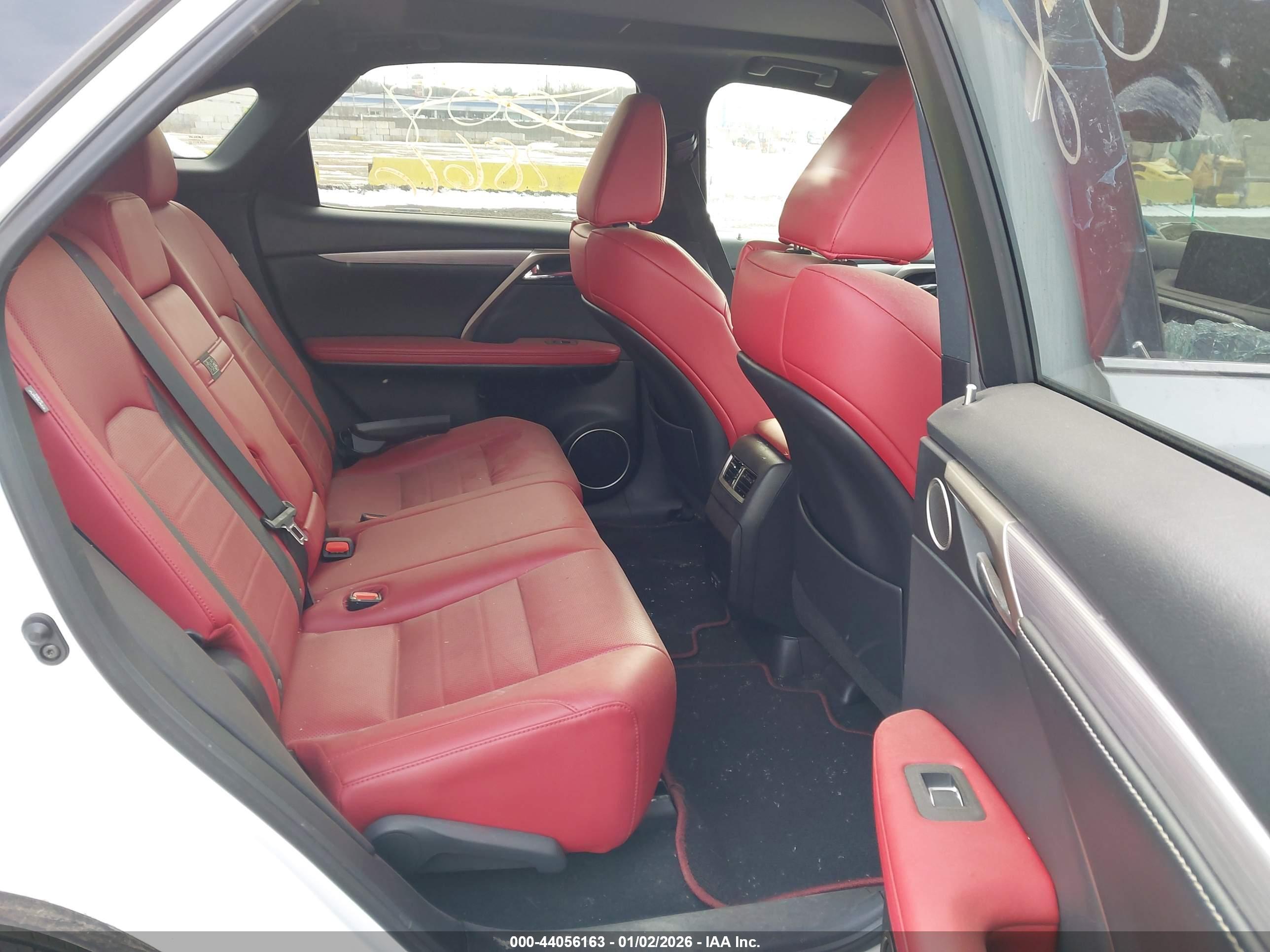 LEXUS RX image 8