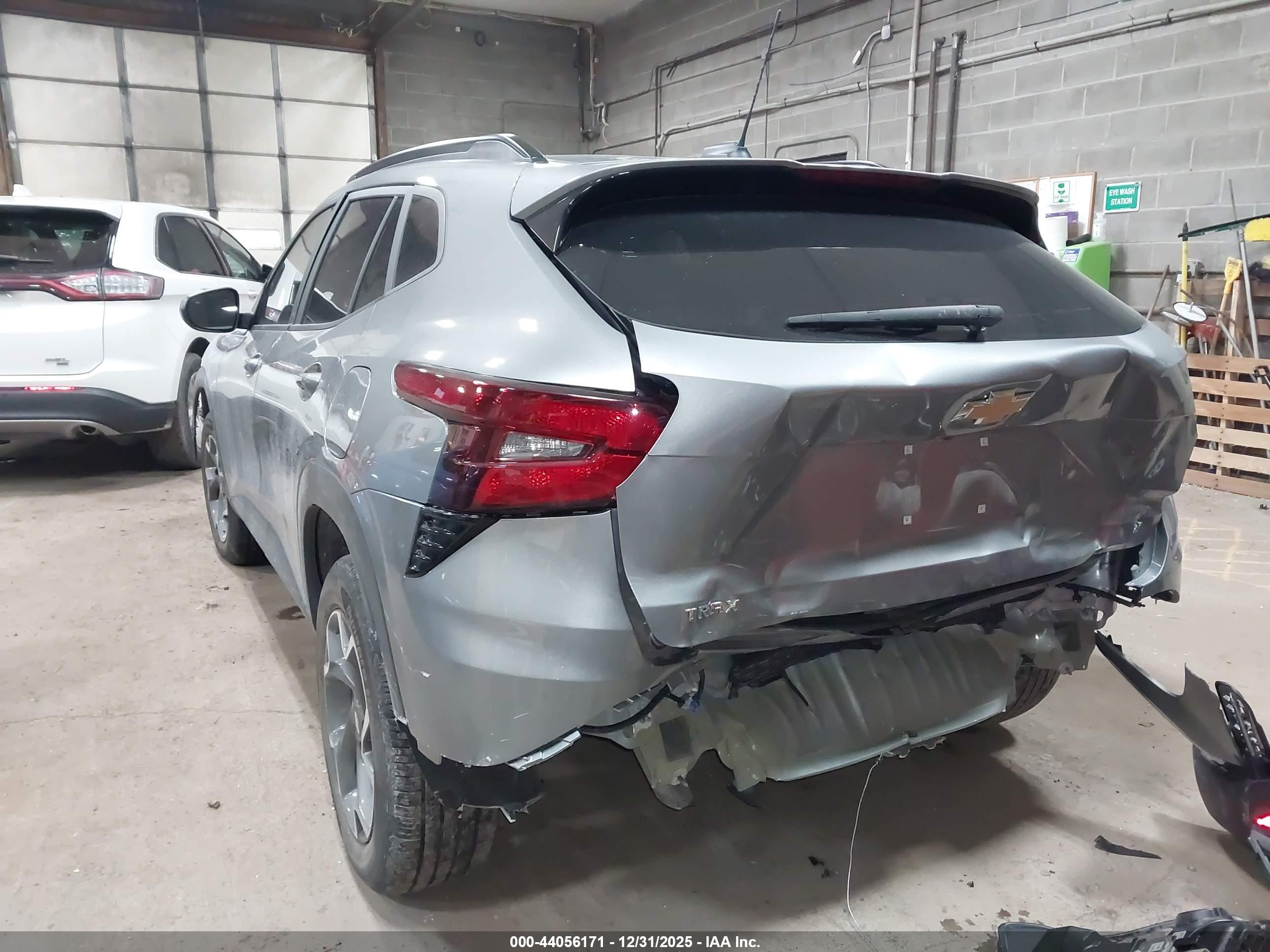 CHEVROLET TRAX image 6