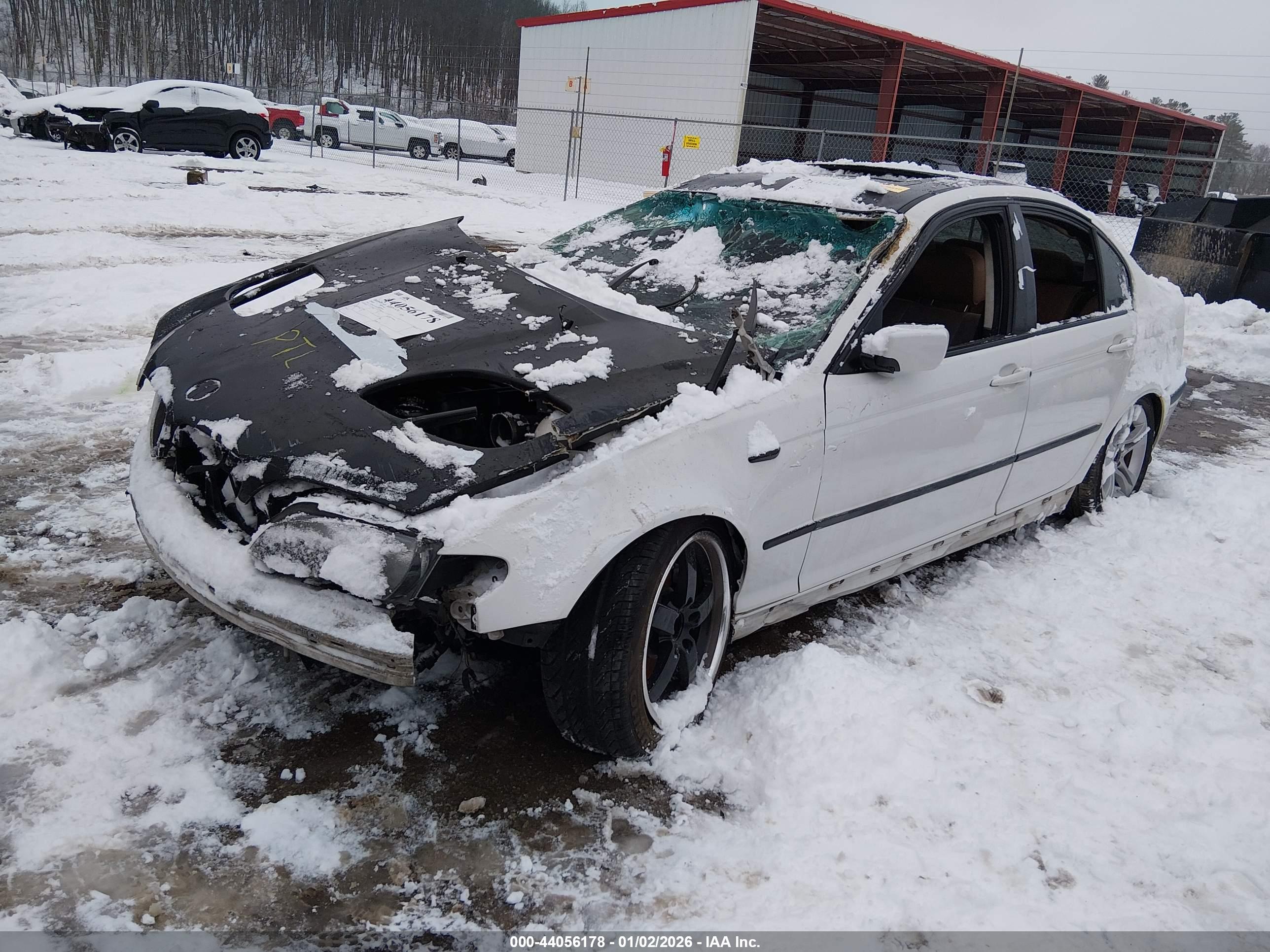 BMW 325I image 2
