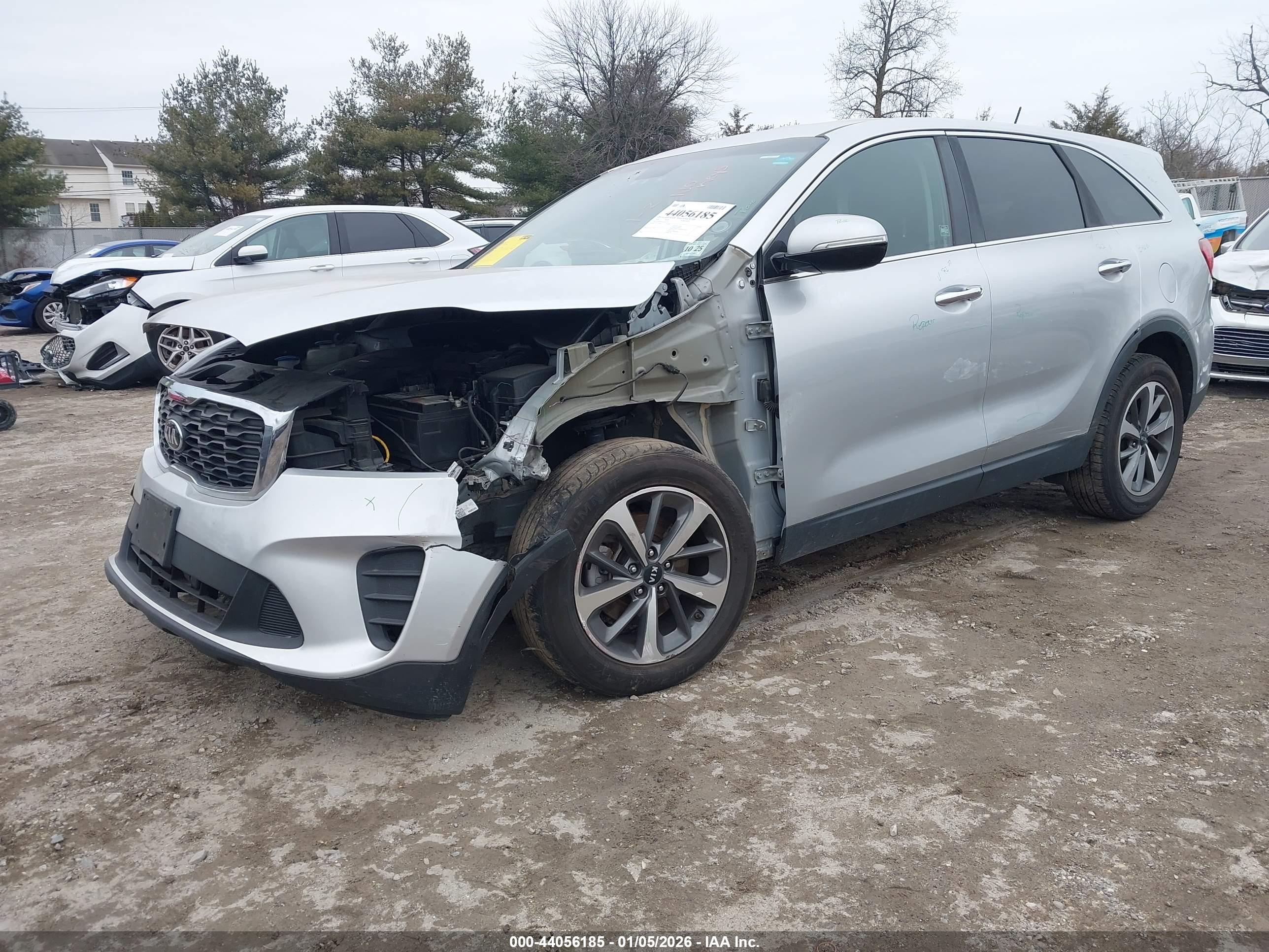 KIA SORENTO image 2