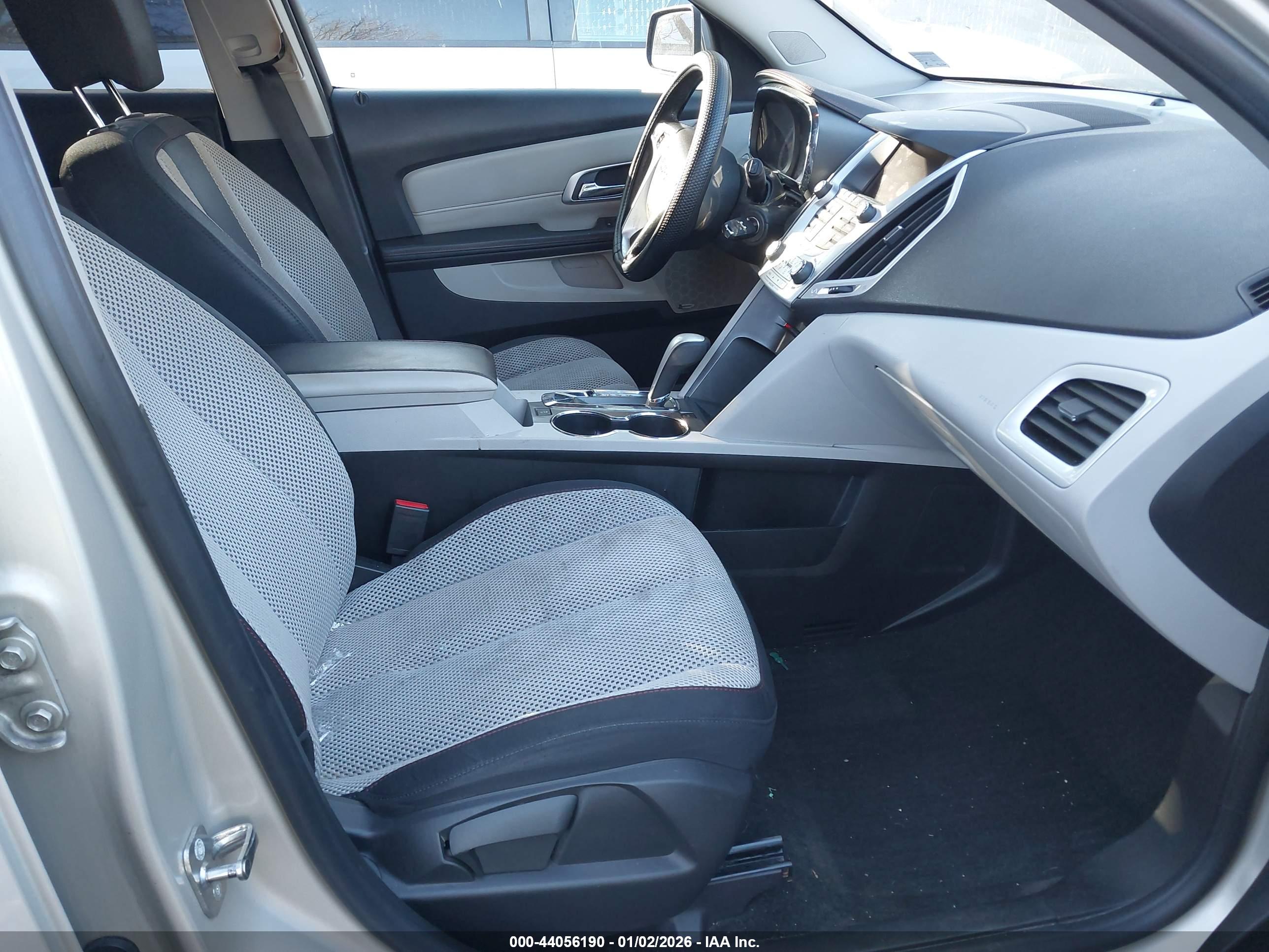 GMC TERRAIN image 5