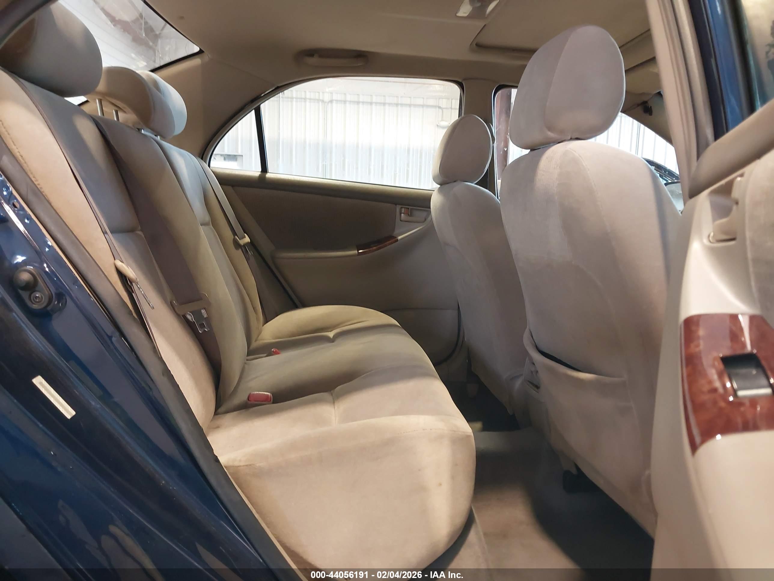 TOYOTA COROLLA image 8